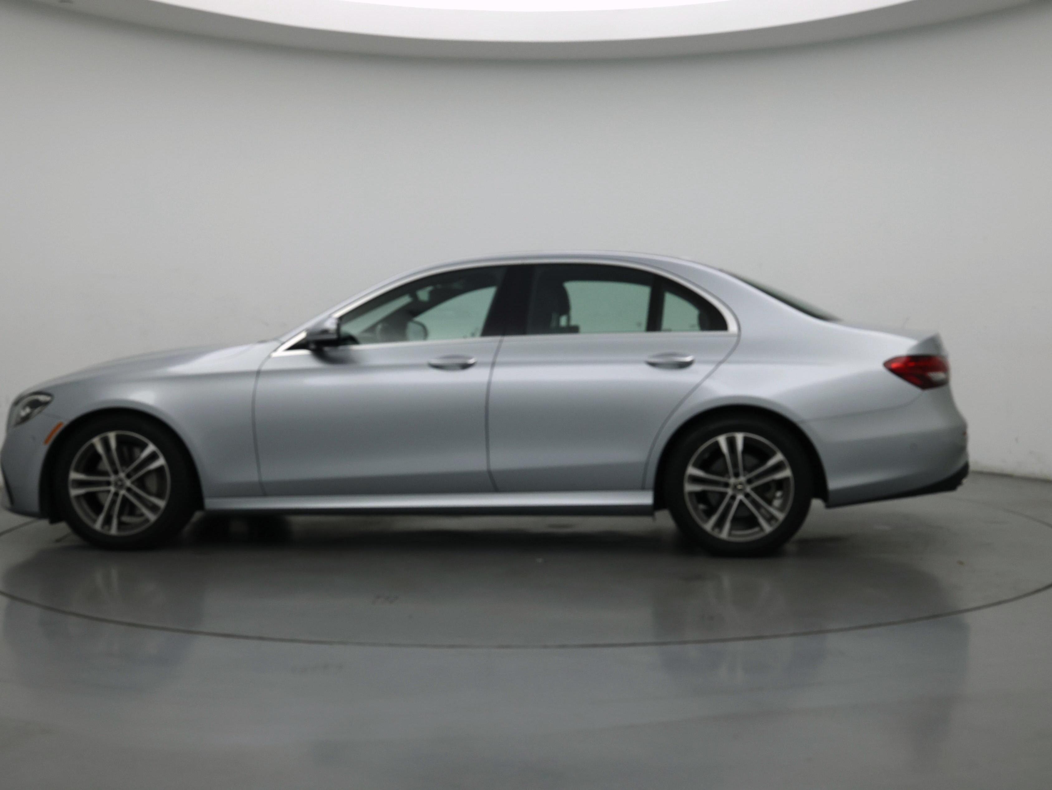 Thumbnail: 2021 Mercedes-Benz E-Class - 3