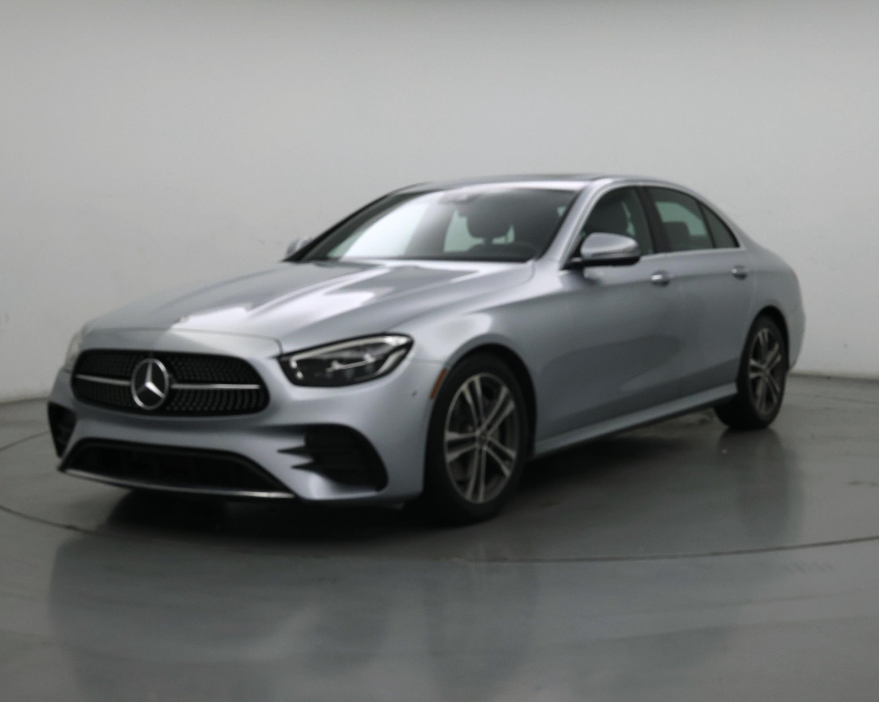 Thumbnail: 2021 Mercedes-Benz E-Class - 4