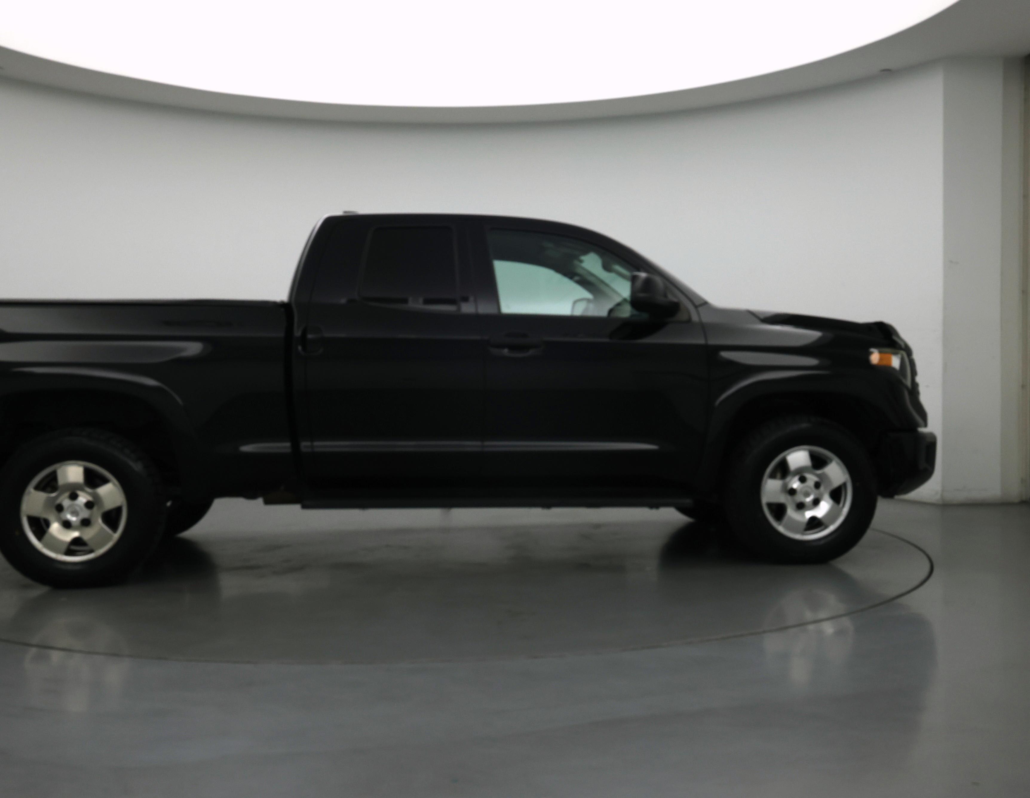 Thumbnail: 2020 Toyota Tundra - 7