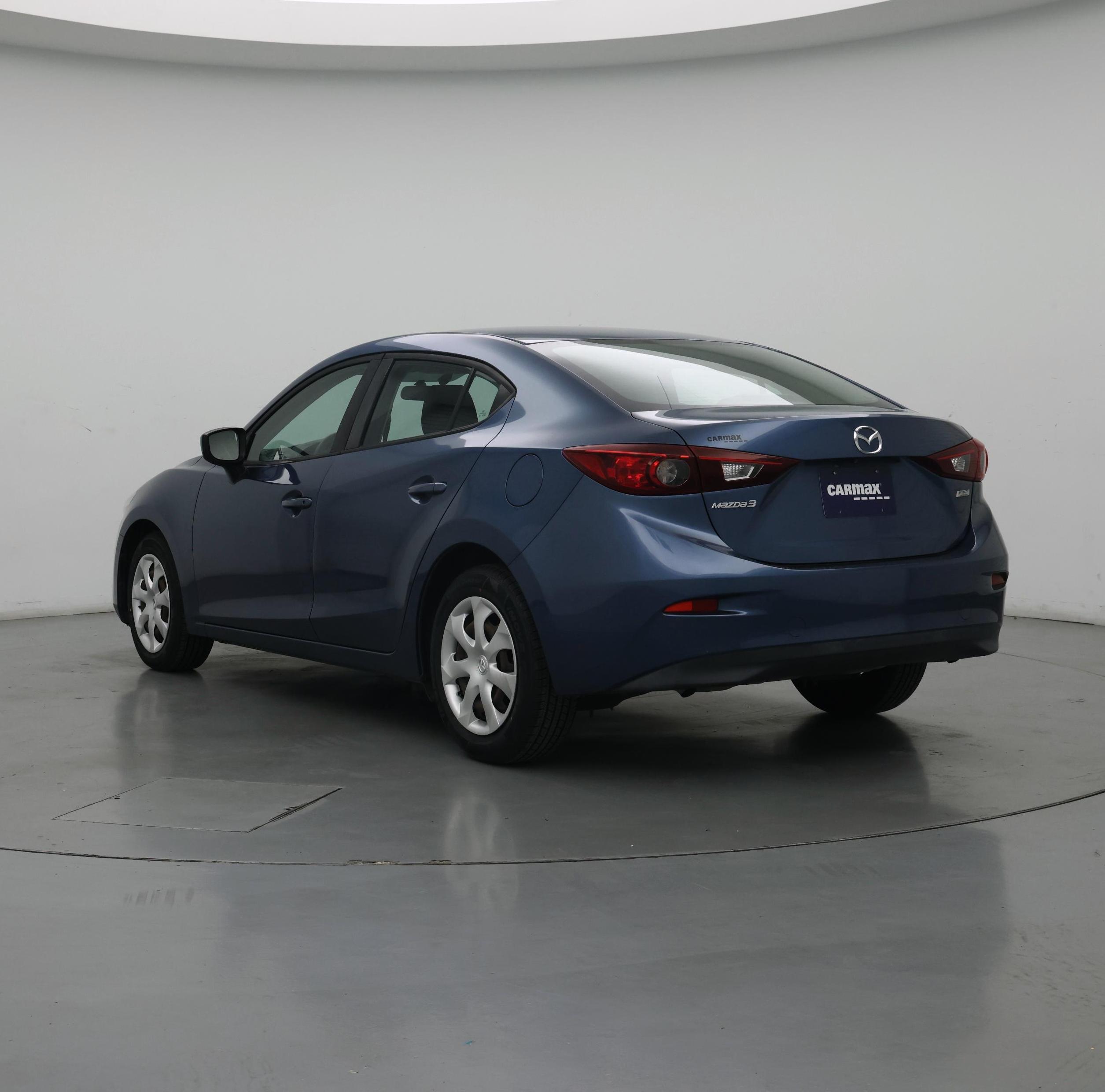 Thumbnail: 2017 Mazda Mazda3 - 2
