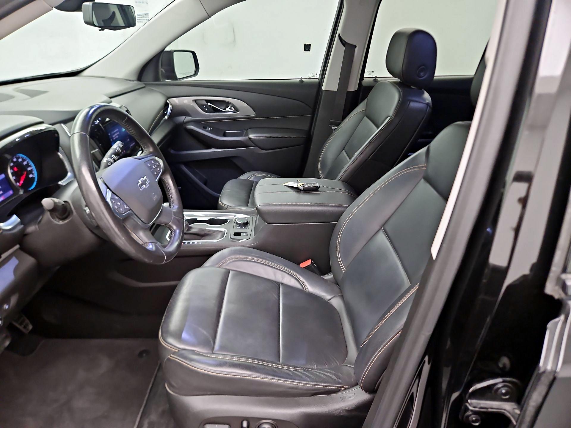 Thumbnail: 2021 Chevrolet Traverse - 11