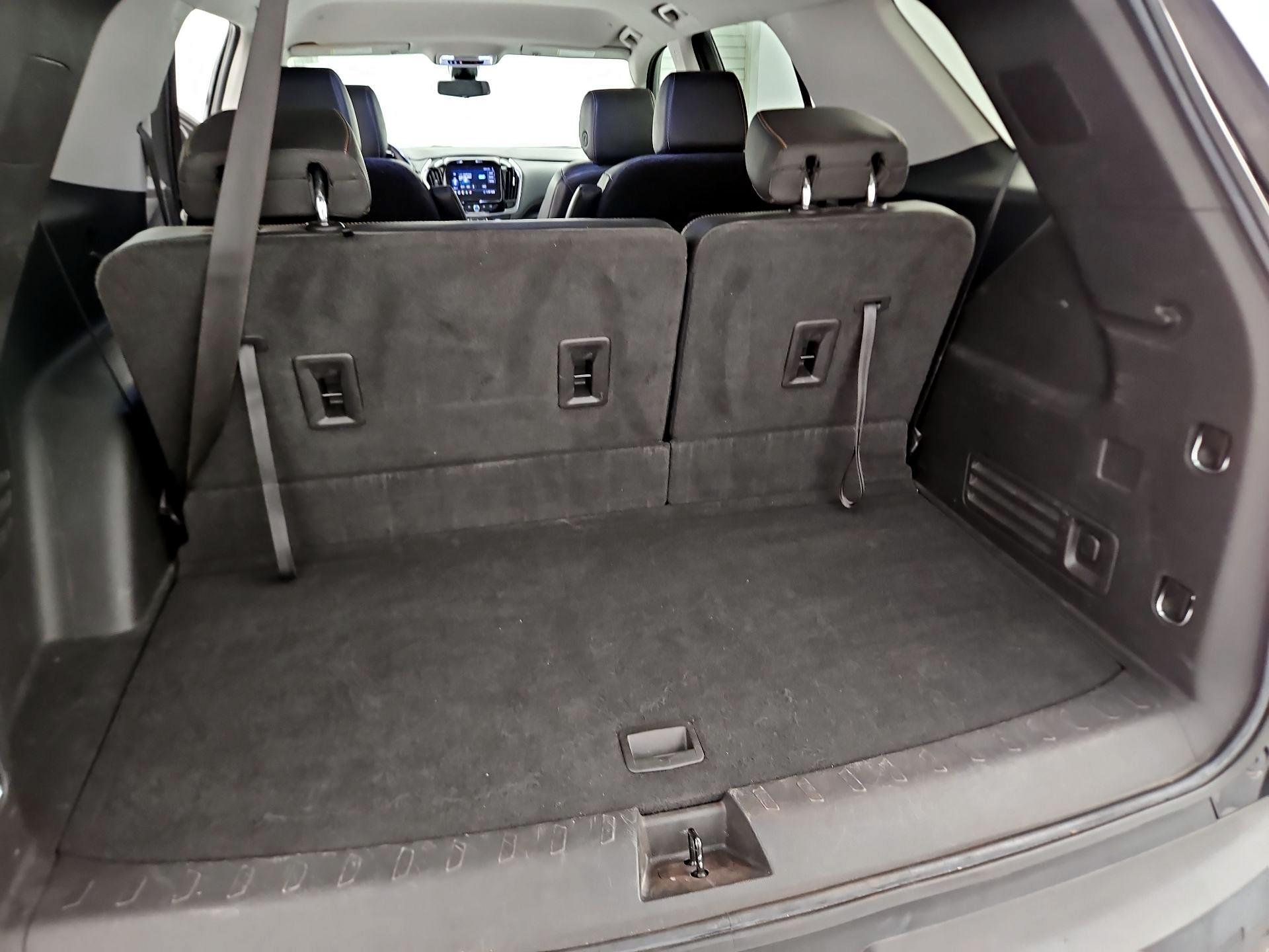 Thumbnail: 2021 Chevrolet Traverse - 19