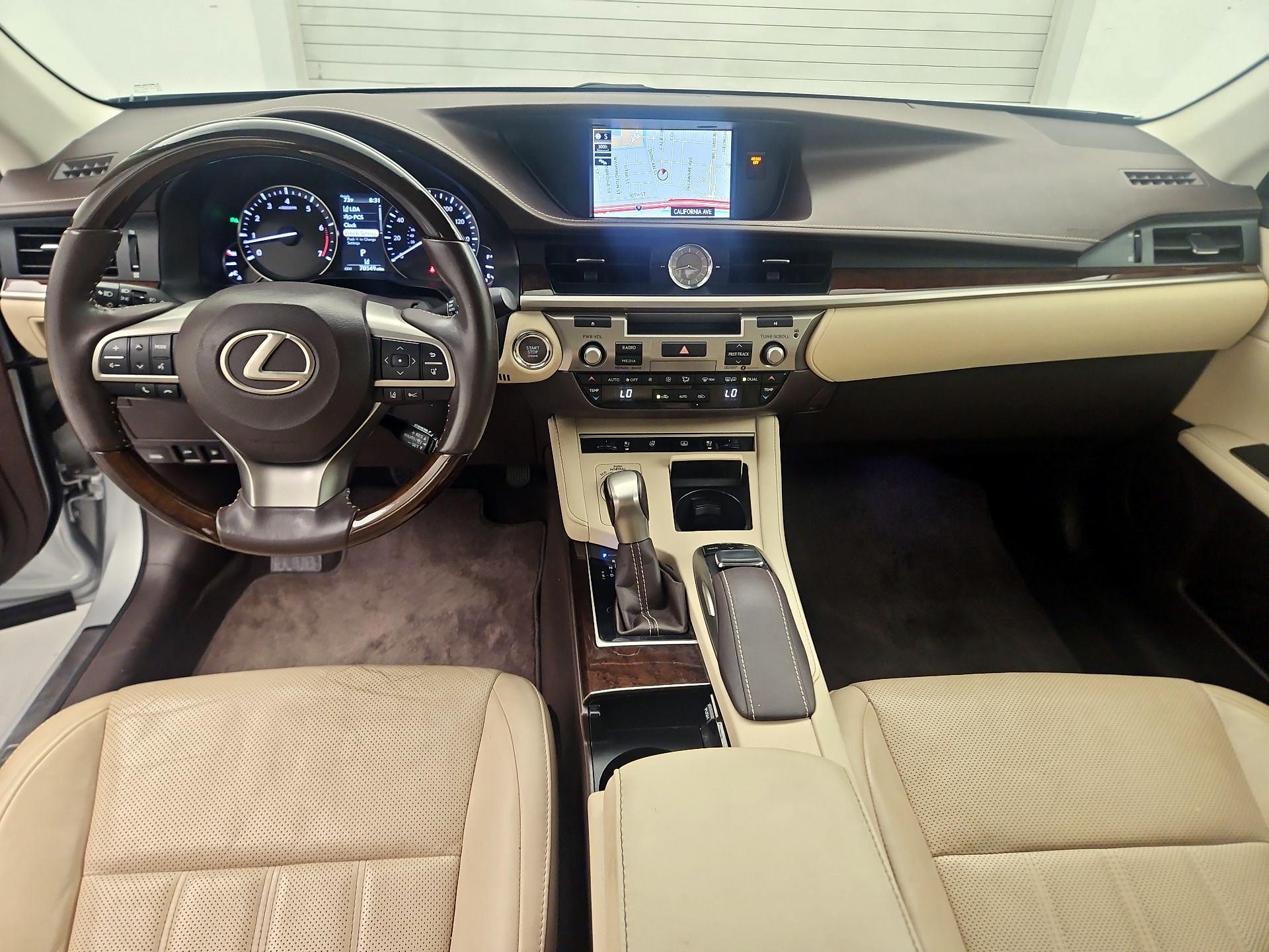 Thumbnail: 2017 Lexus ES - 9