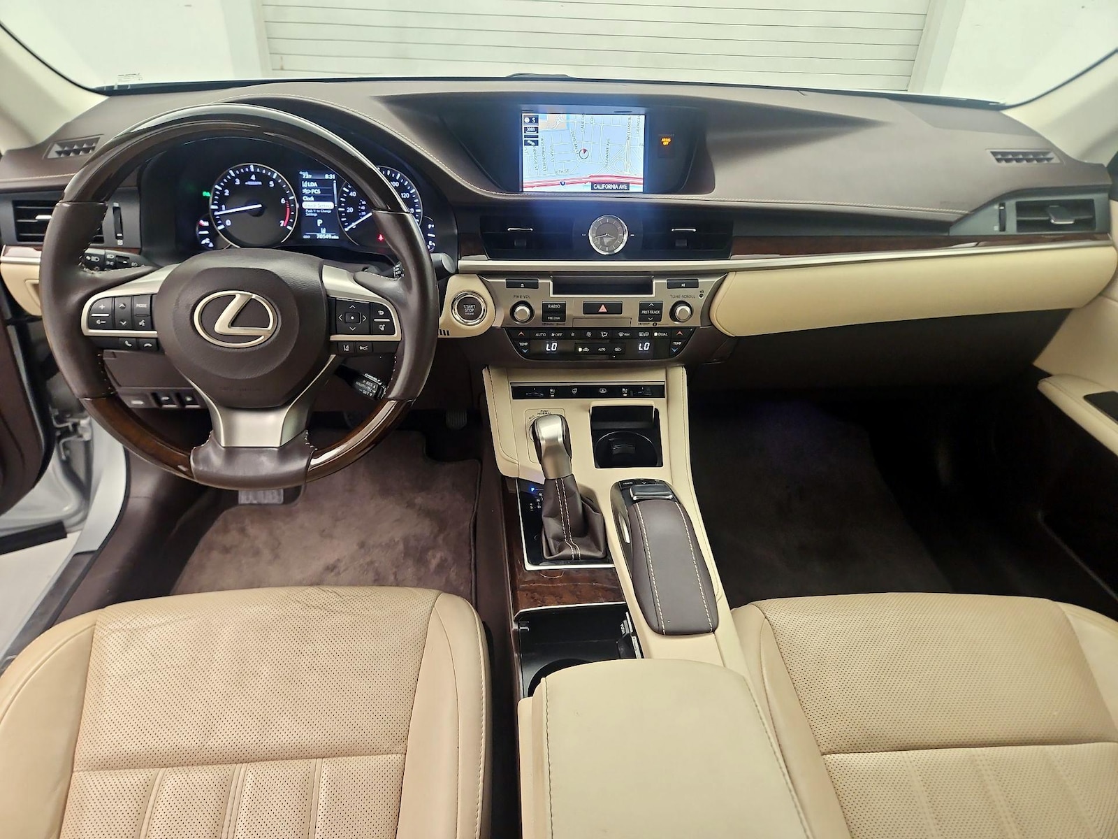 2017 Lexus ES 350 - Photo 10