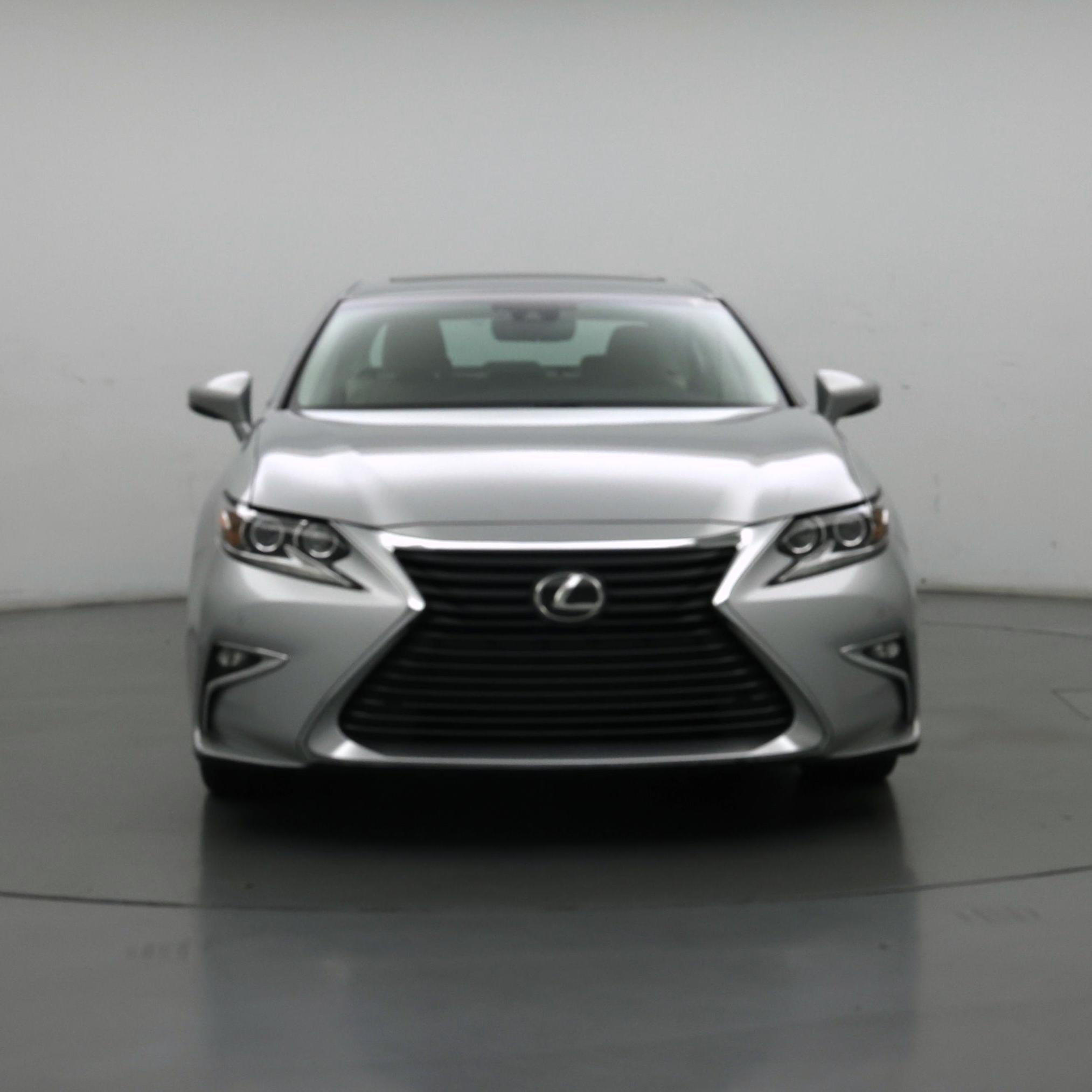 Thumbnail: 2017 Lexus ES - 5