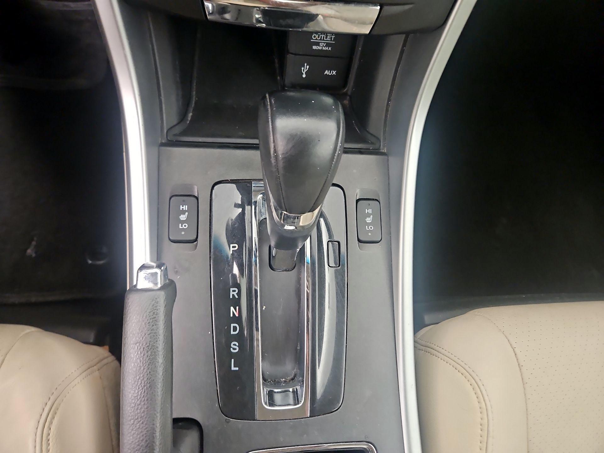 Thumbnail: 2015 Honda Accord - 15