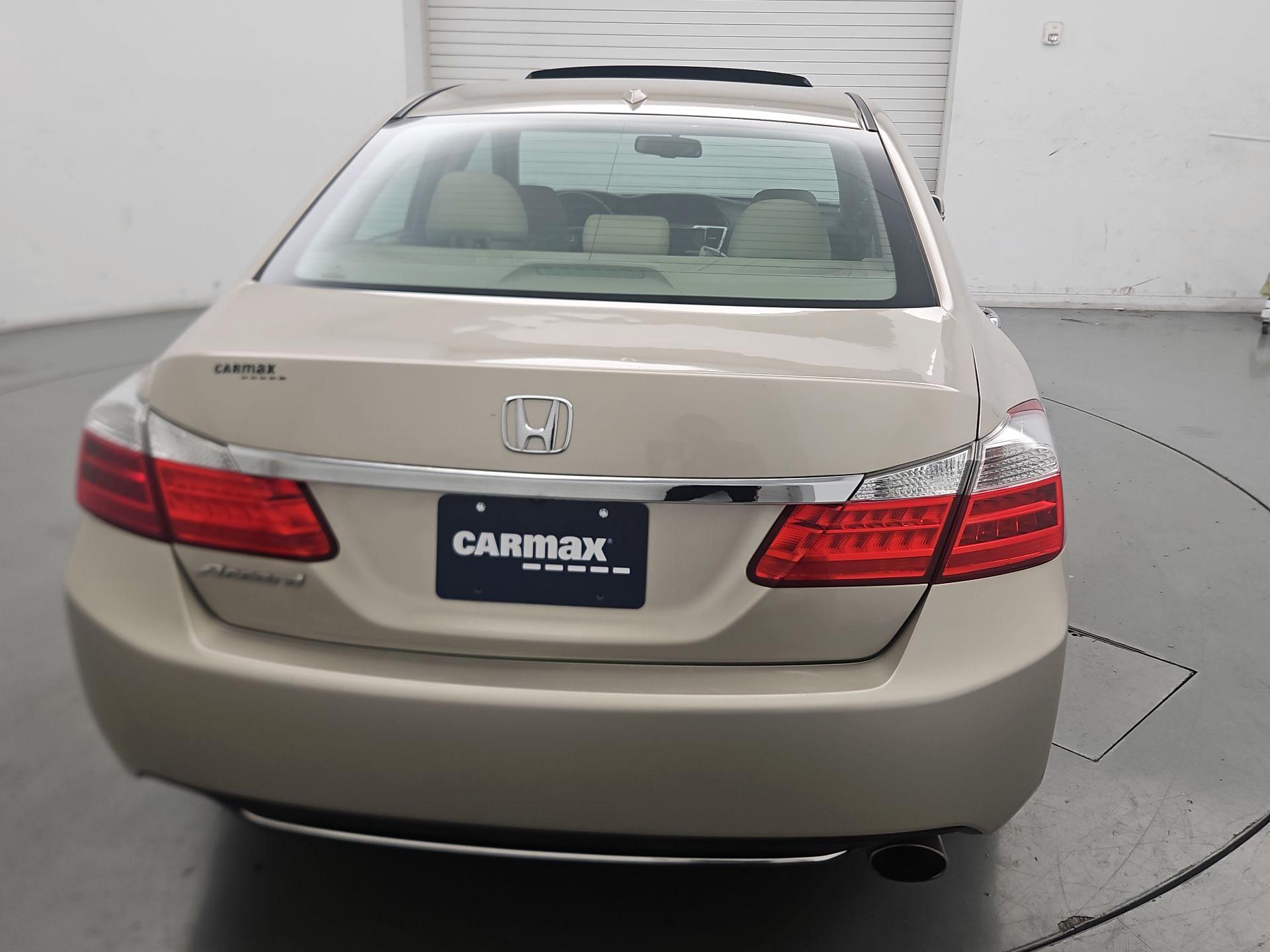 Thumbnail: 2015 Honda Accord - 6