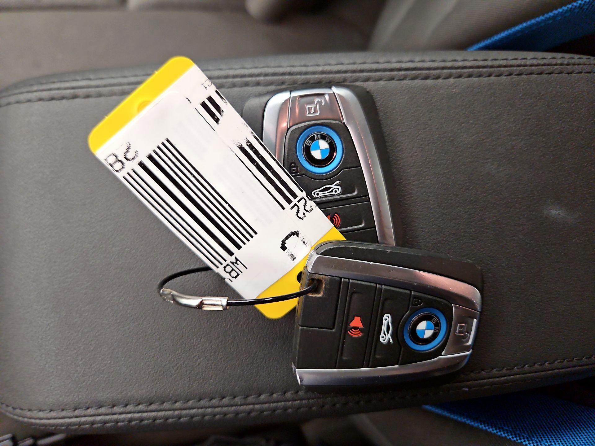 Thumbnail: 2021 BMW i3 - 18