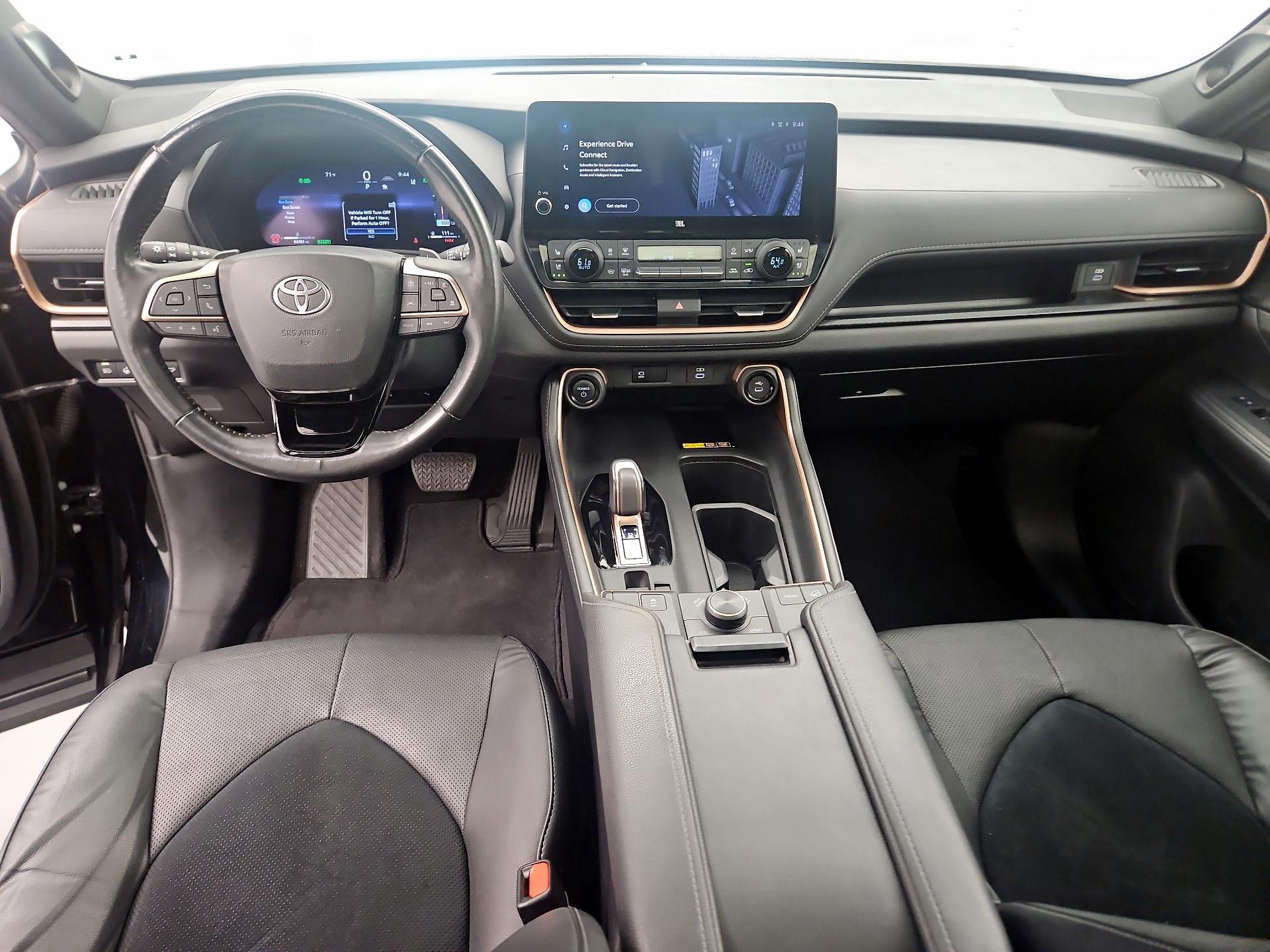Thumbnail: 2024 Toyota Highlander - 9