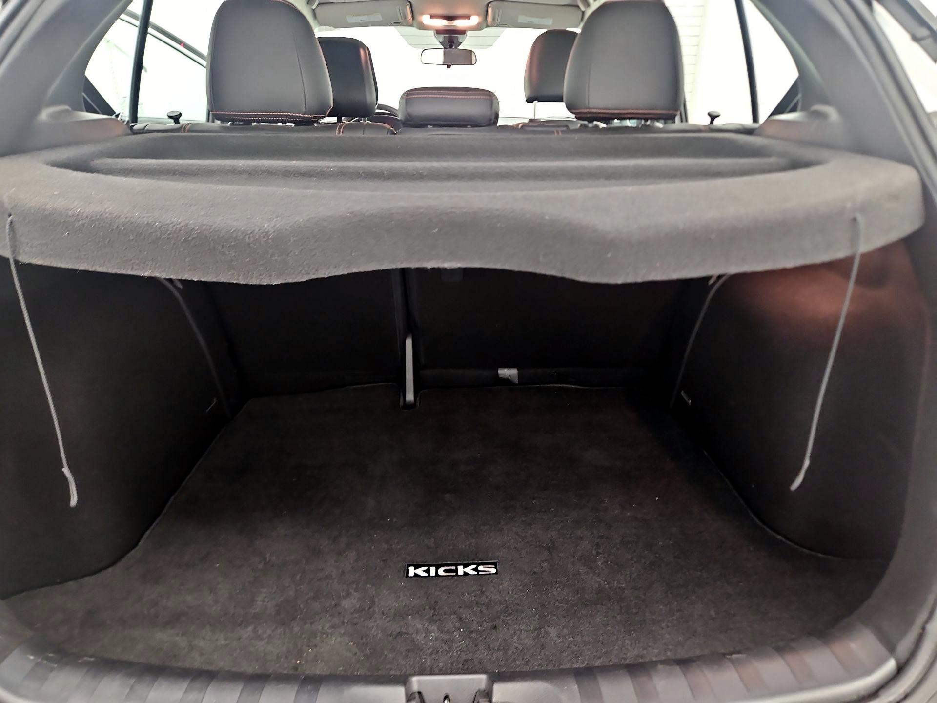 Thumbnail: 2020 Nissan Kicks - 18