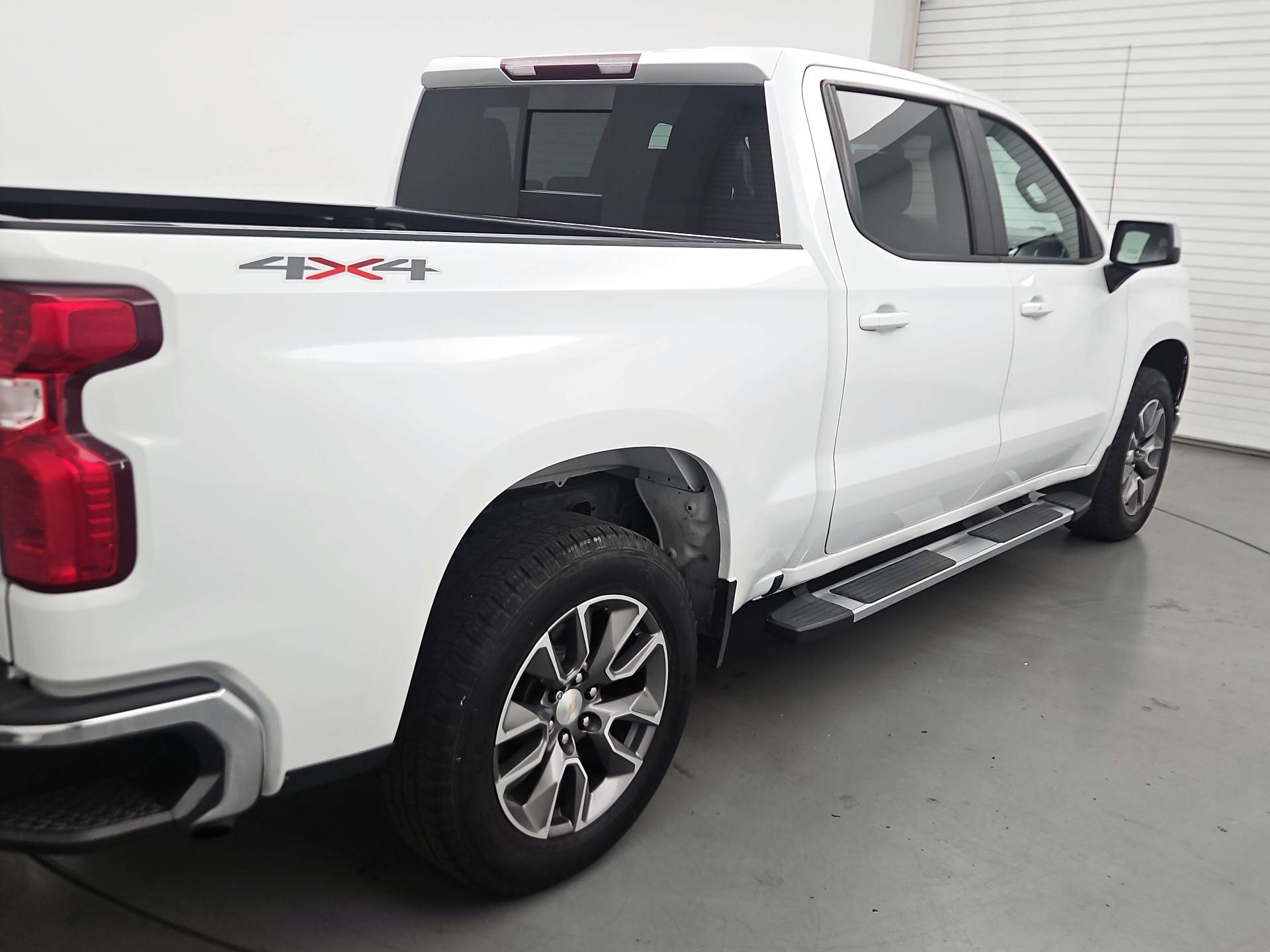 Thumbnail: 2021 Chevrolet Silverado 1500 - 5