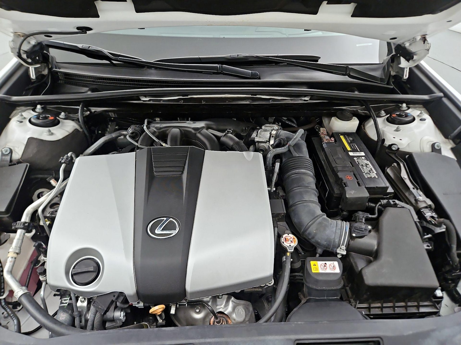2021 Lexus ES 350 - Photo 22