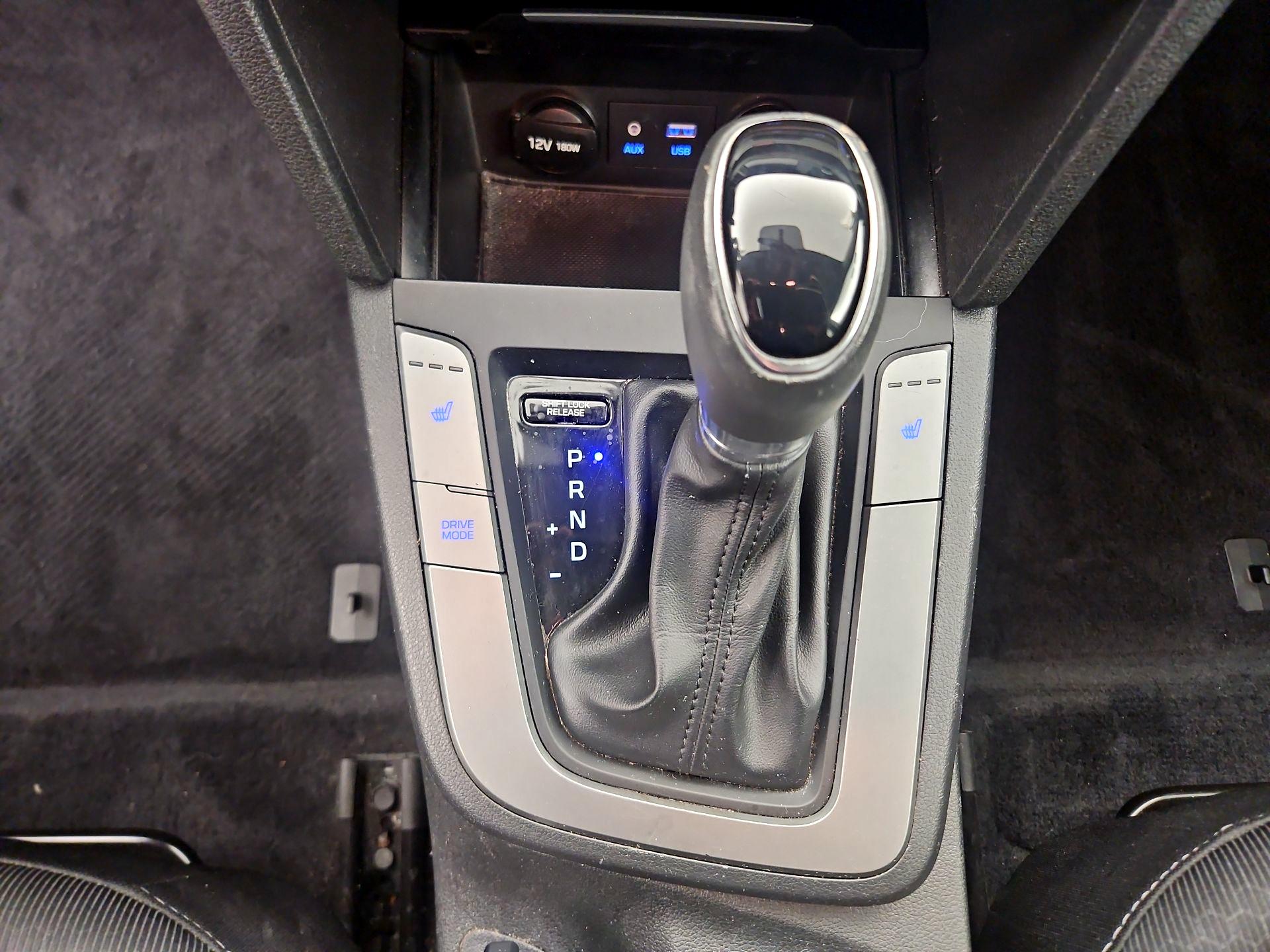 Thumbnail: 2018 Hyundai Elantra - 15