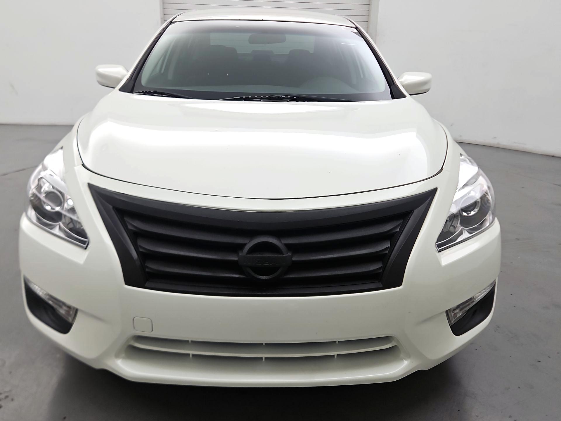 Thumbnail: 2015 Nissan Altima - 2