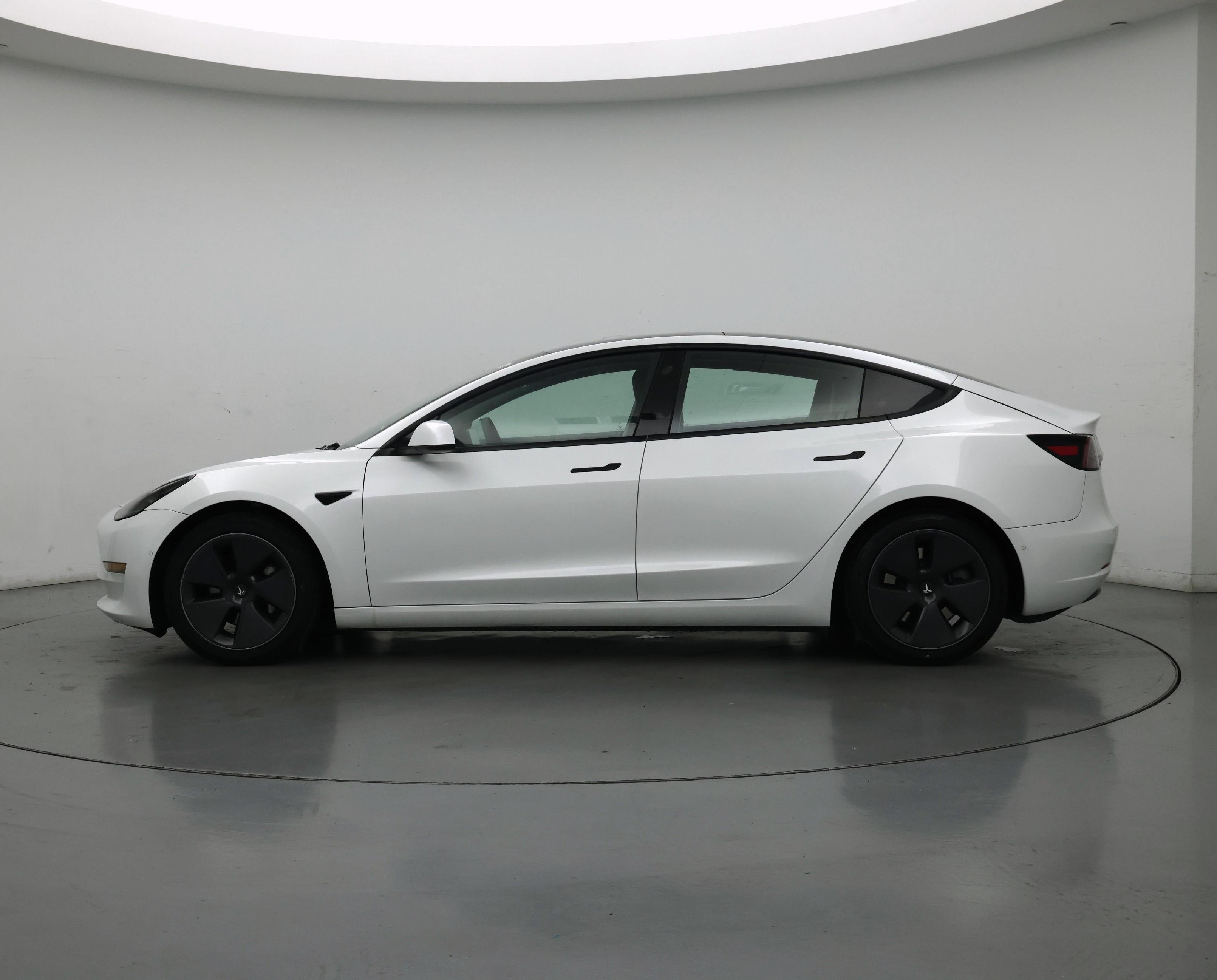 Thumbnail: 2021 Tesla Model 3 - 3