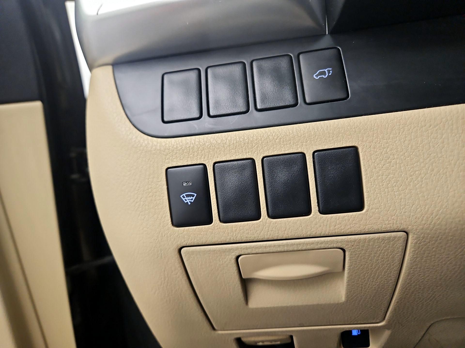 Thumbnail: 2015 Toyota Highlander - 13