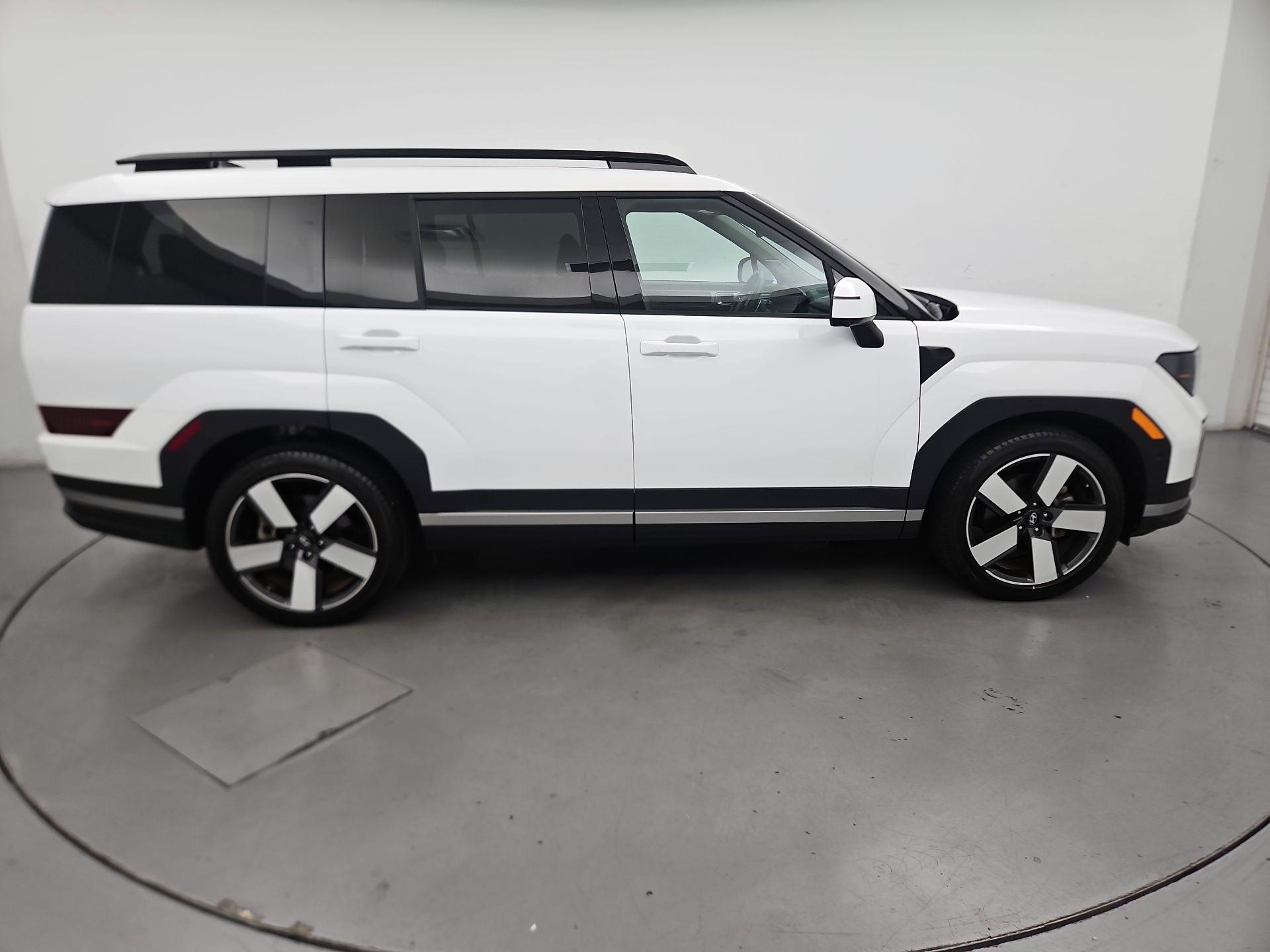 Thumbnail: 2025 Hyundai Santa Fe - 4