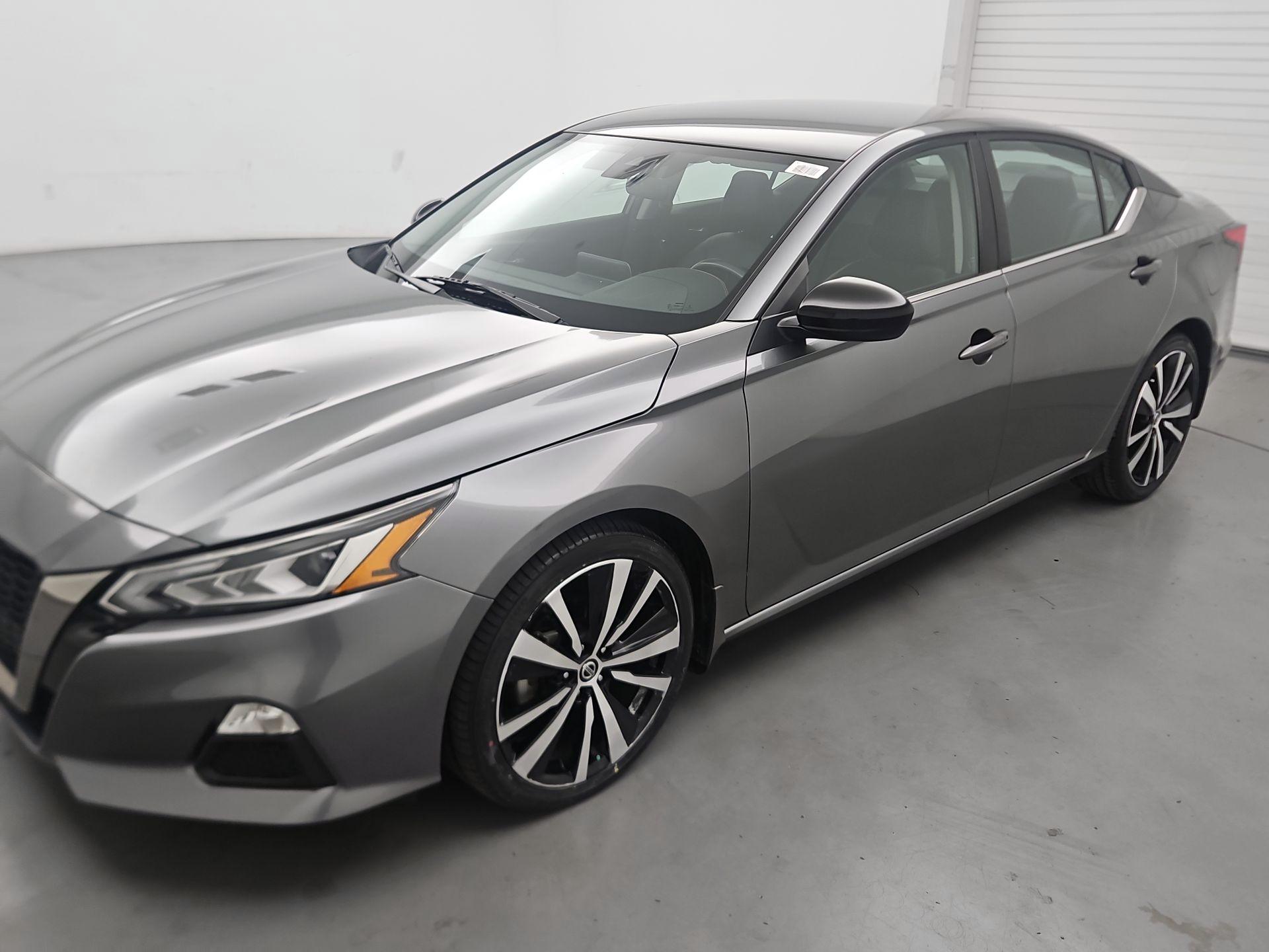 Thumbnail: 2022 Nissan Altima - 3