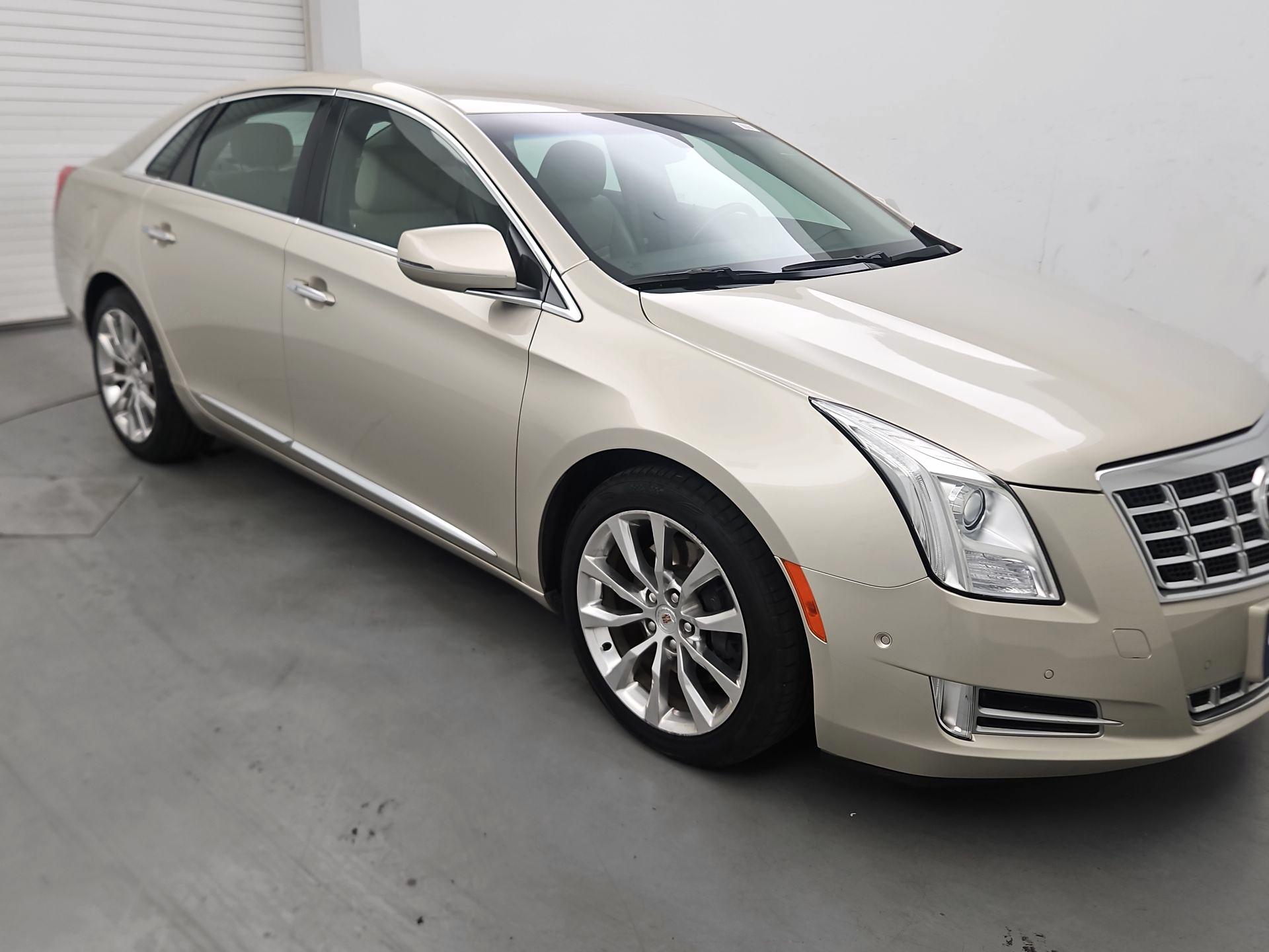 Thumbnail: 2015 Cadillac XTS - 1