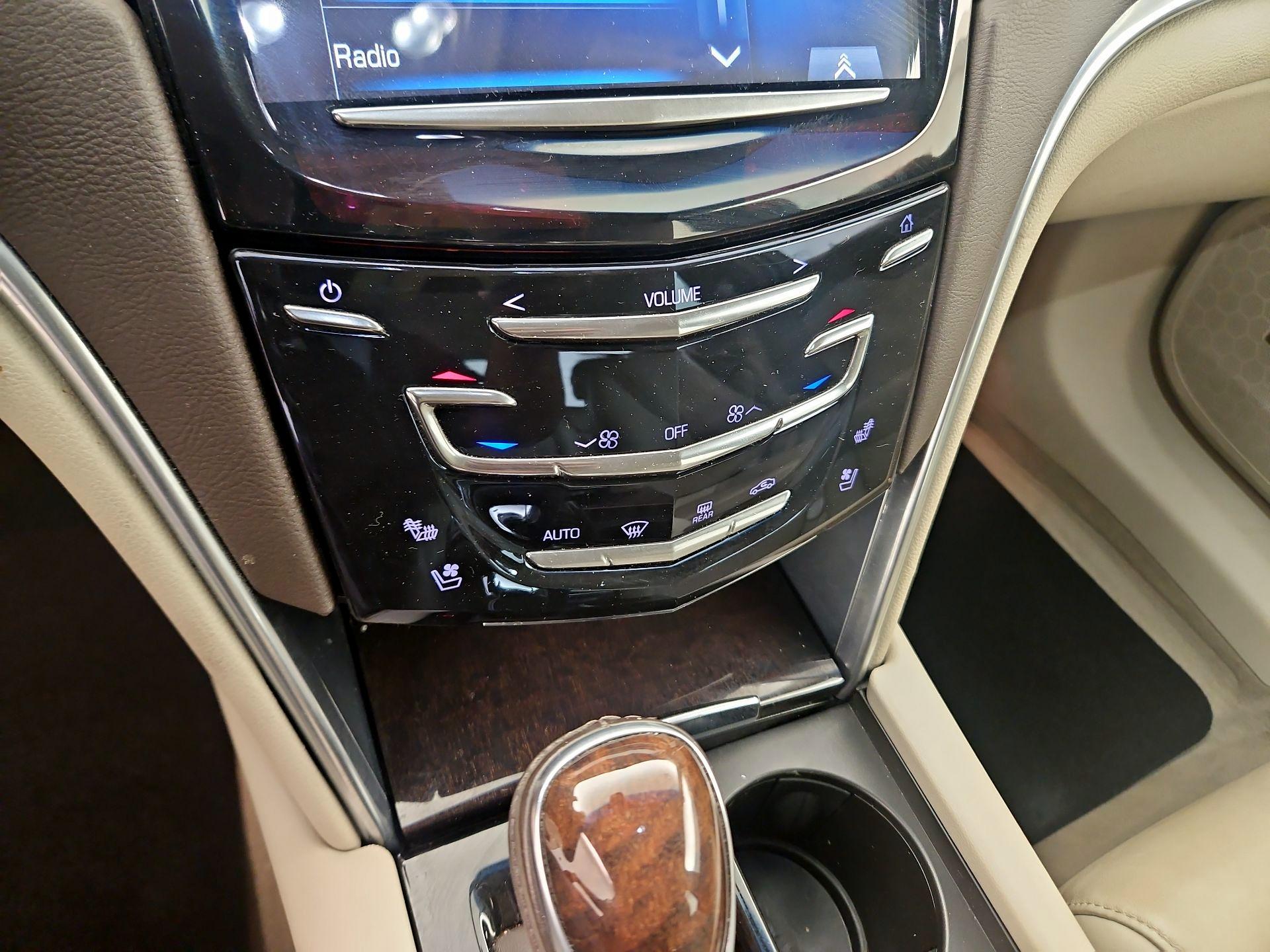 Thumbnail: 2015 Cadillac XTS - 14