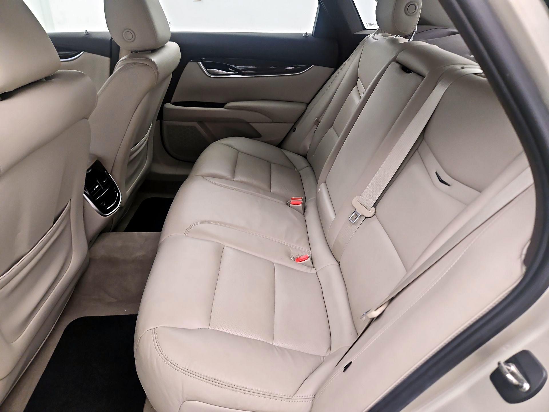 Thumbnail: 2015 Cadillac XTS - 17