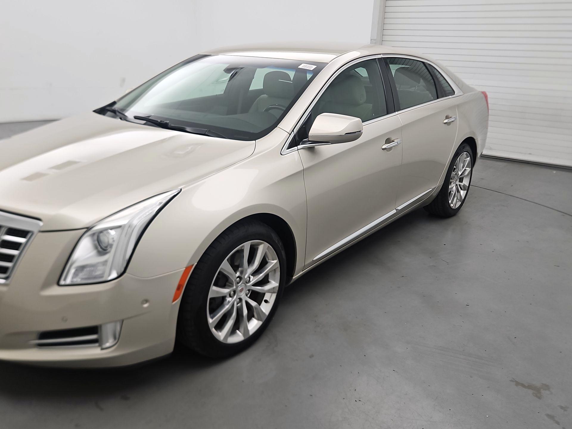 Thumbnail: 2015 Cadillac XTS - 3