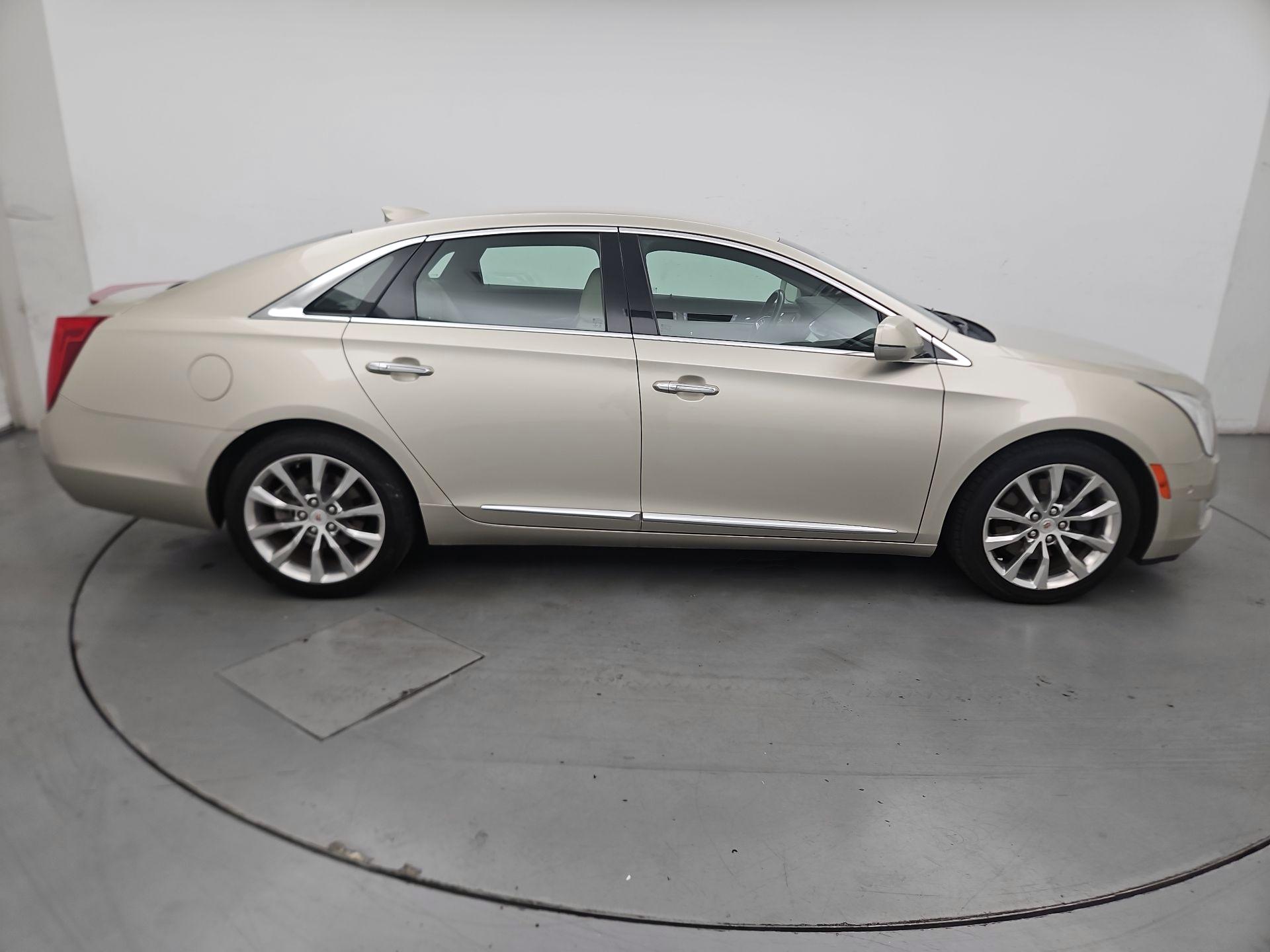 Thumbnail: 2015 Cadillac XTS - 4