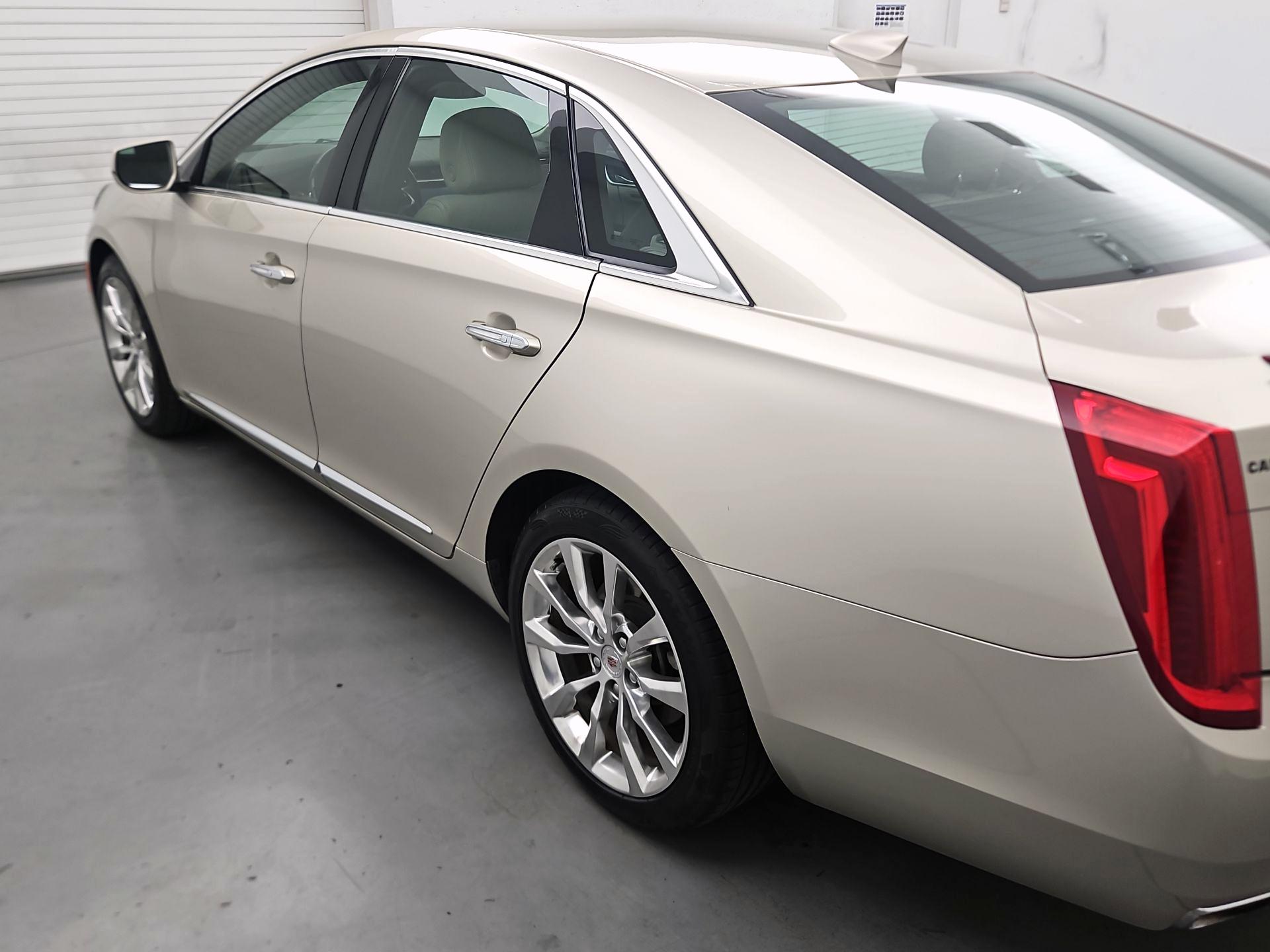 Thumbnail: 2015 Cadillac XTS - 7