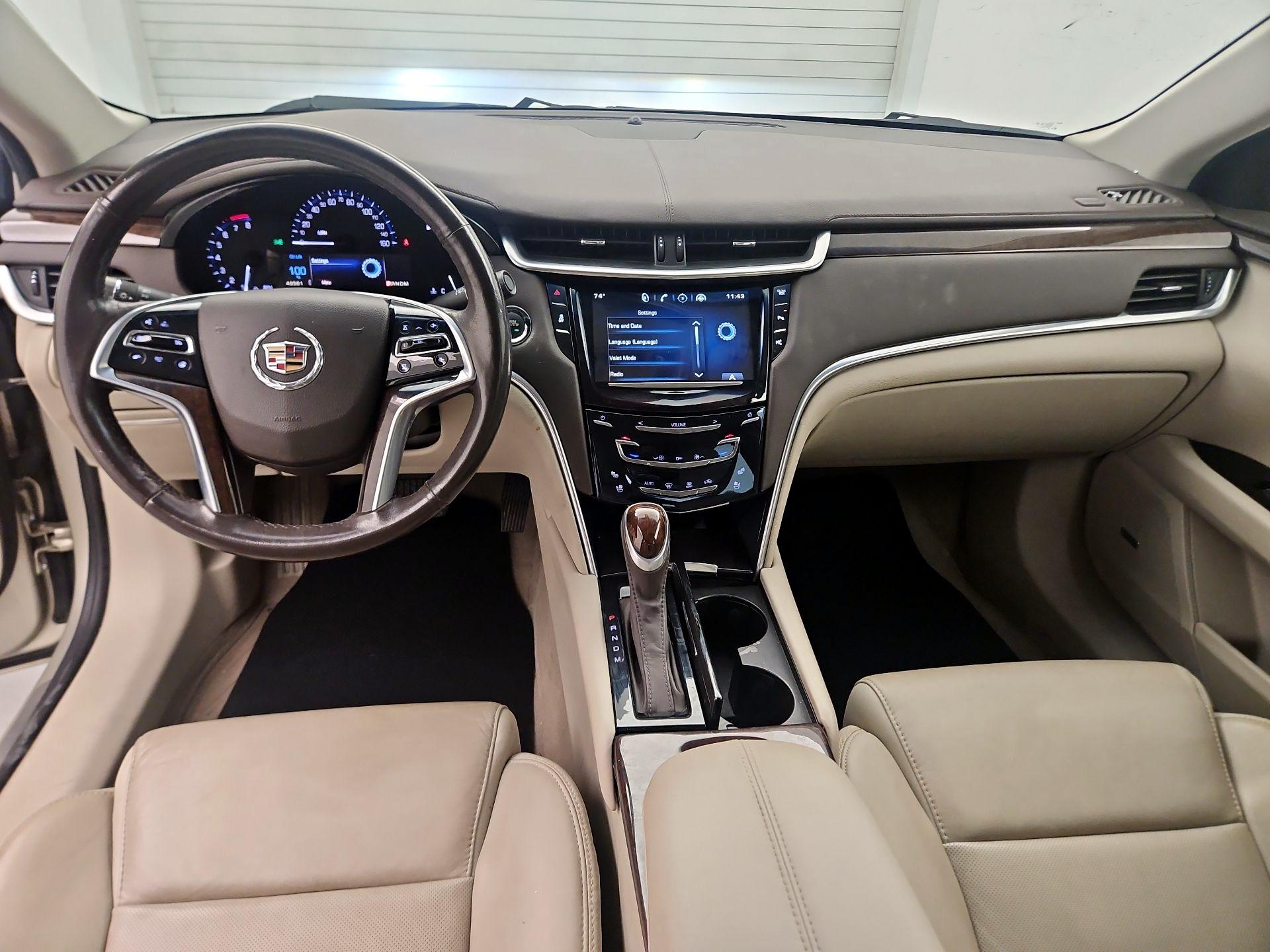 Thumbnail: 2015 Cadillac XTS - 8