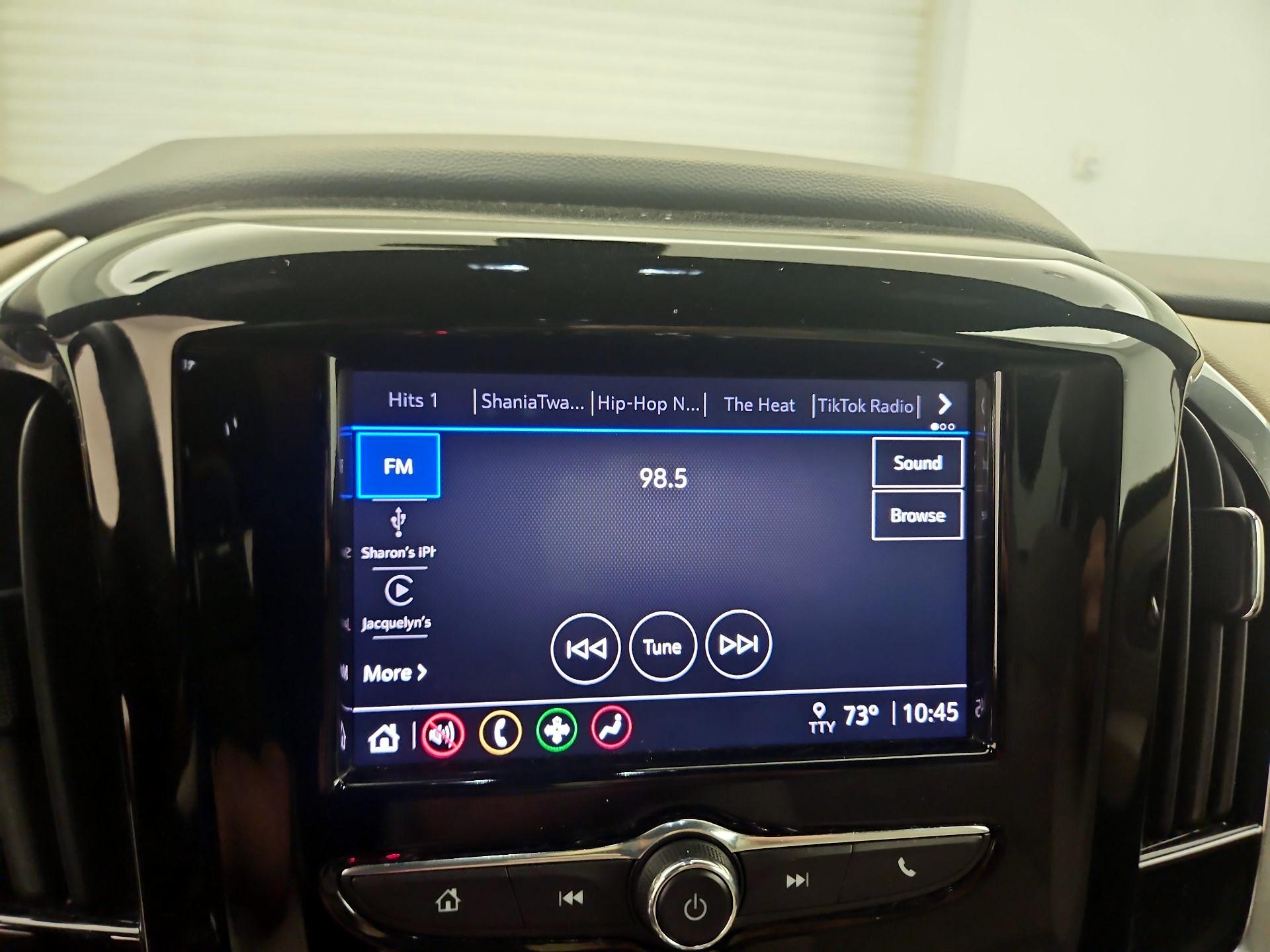 Thumbnail: 2022 Chevrolet Traverse - 13