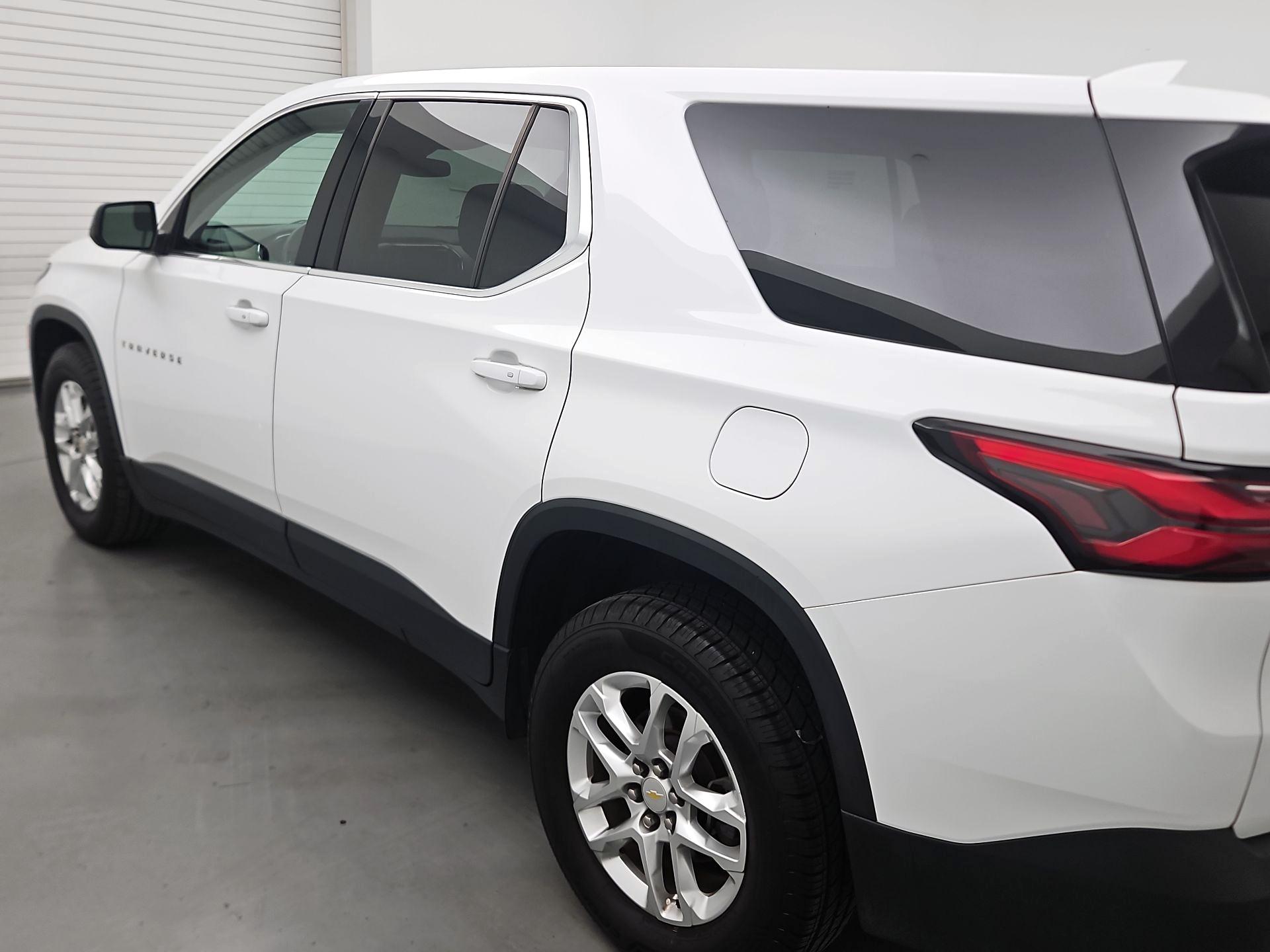 Thumbnail: 2022 Chevrolet Traverse - 7