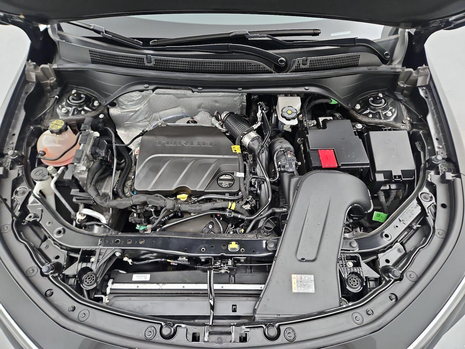 2025 Buick Envista Sport Touring - Photo 20