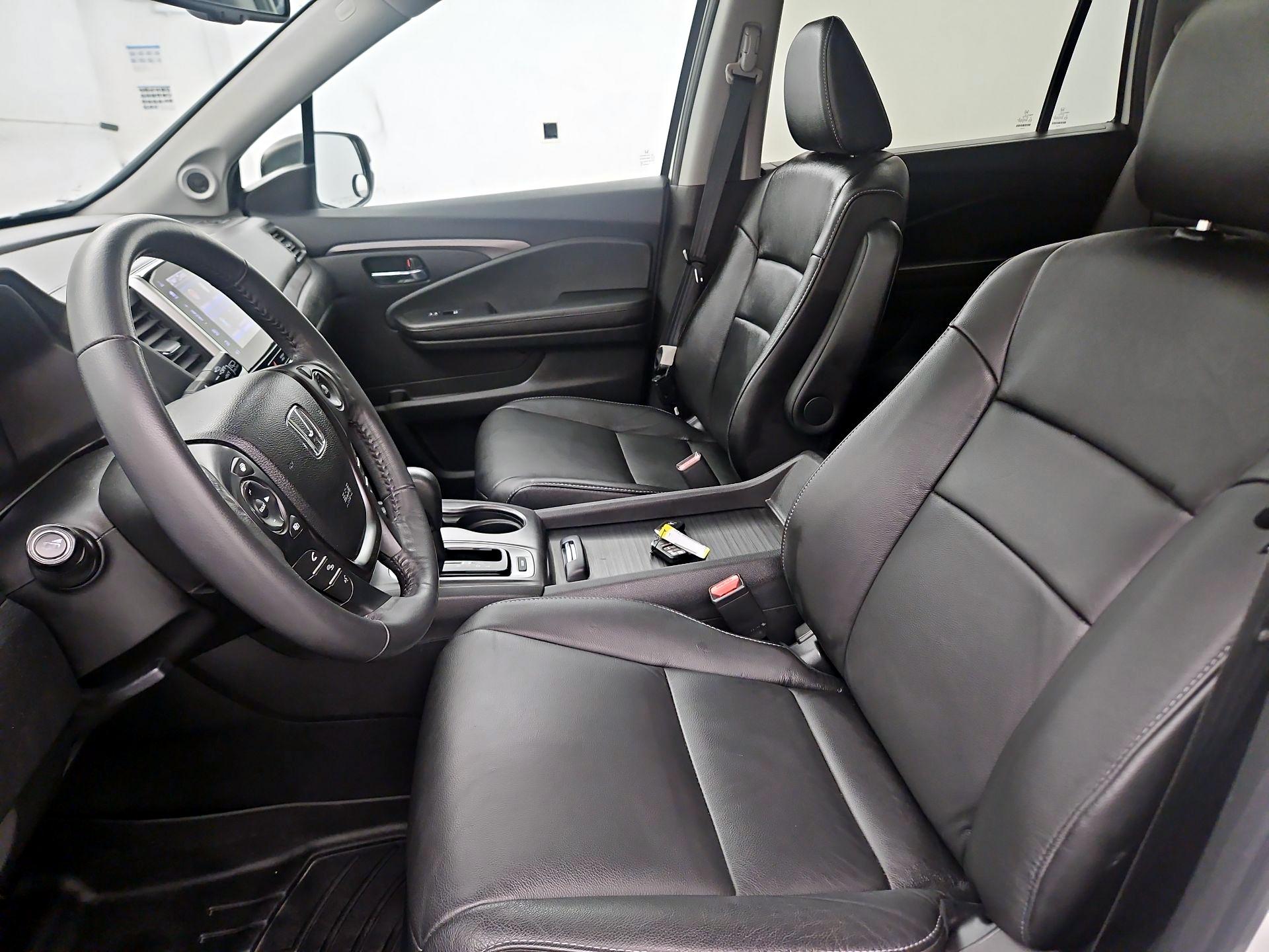 Thumbnail: 2018 Honda Pilot - 11