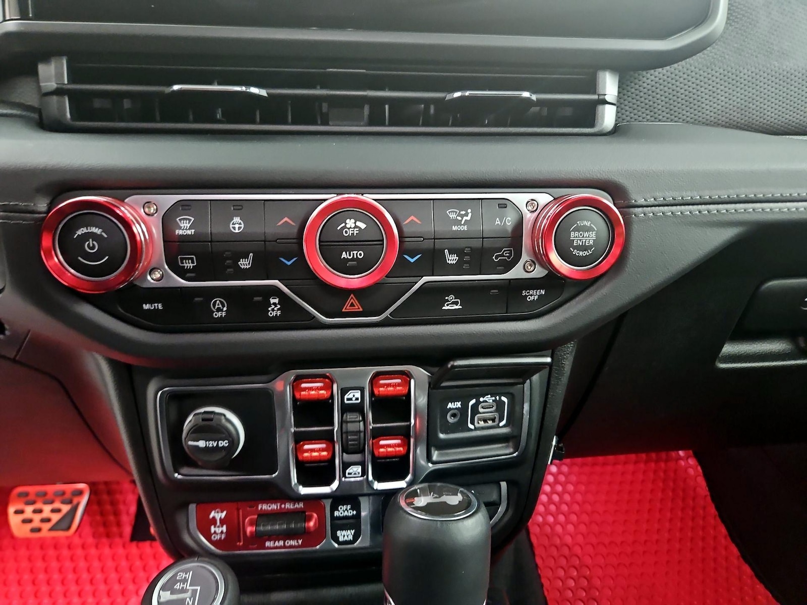 2024 Jeep Wrangler 4-Door Rubicon - Photo 18
