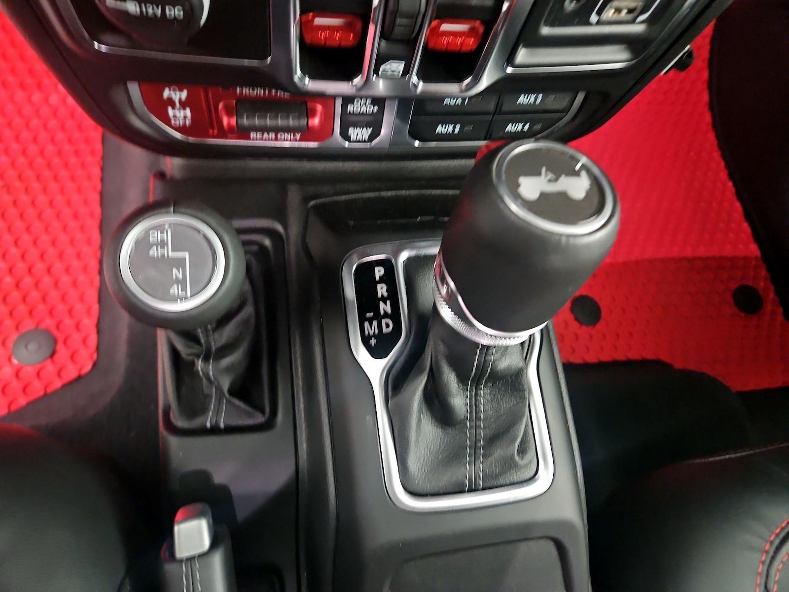 2024 Jeep Wrangler 4-Door Rubicon - Photo 19