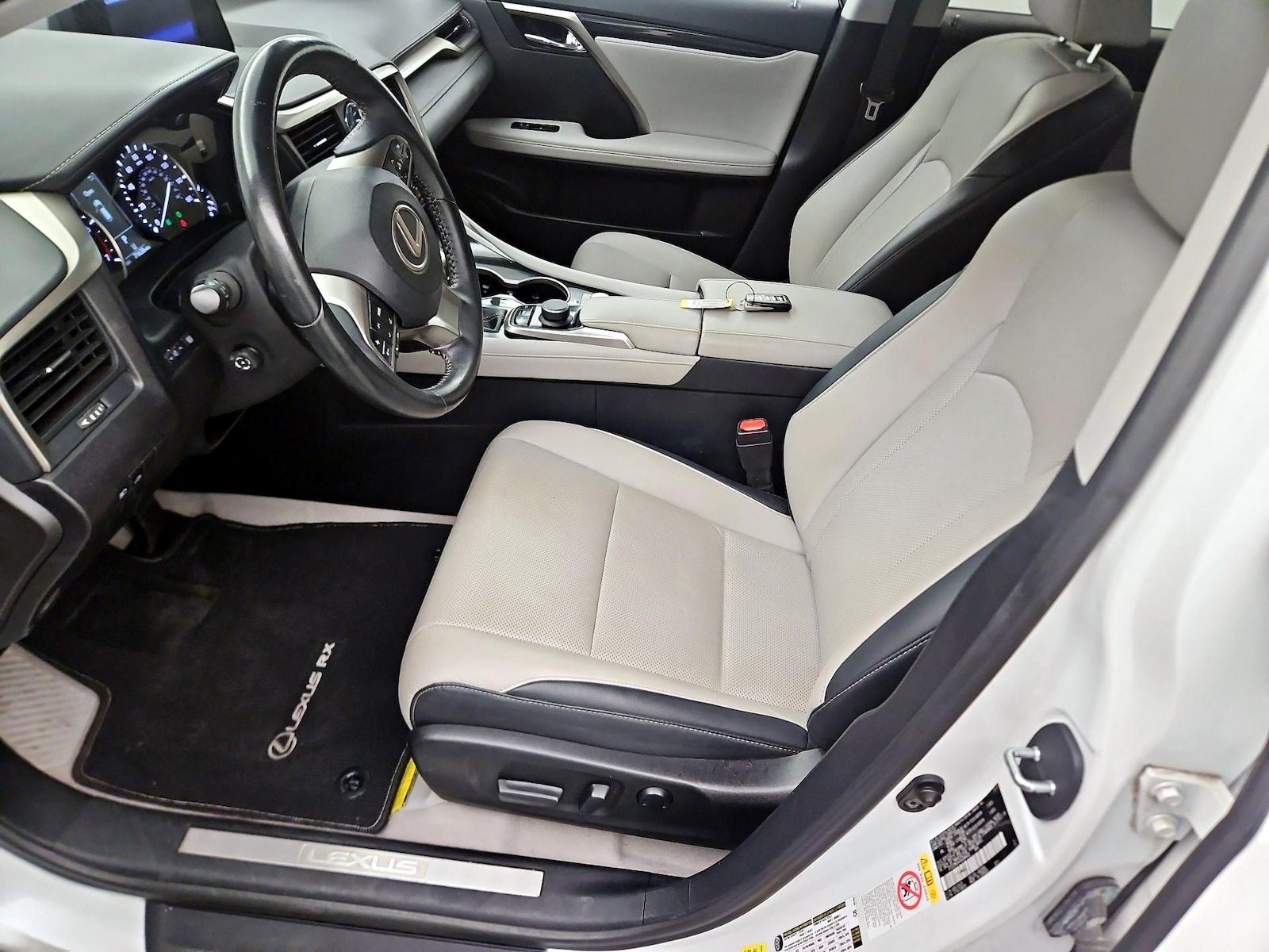 2017 Lexus RX 350 - Photo 12