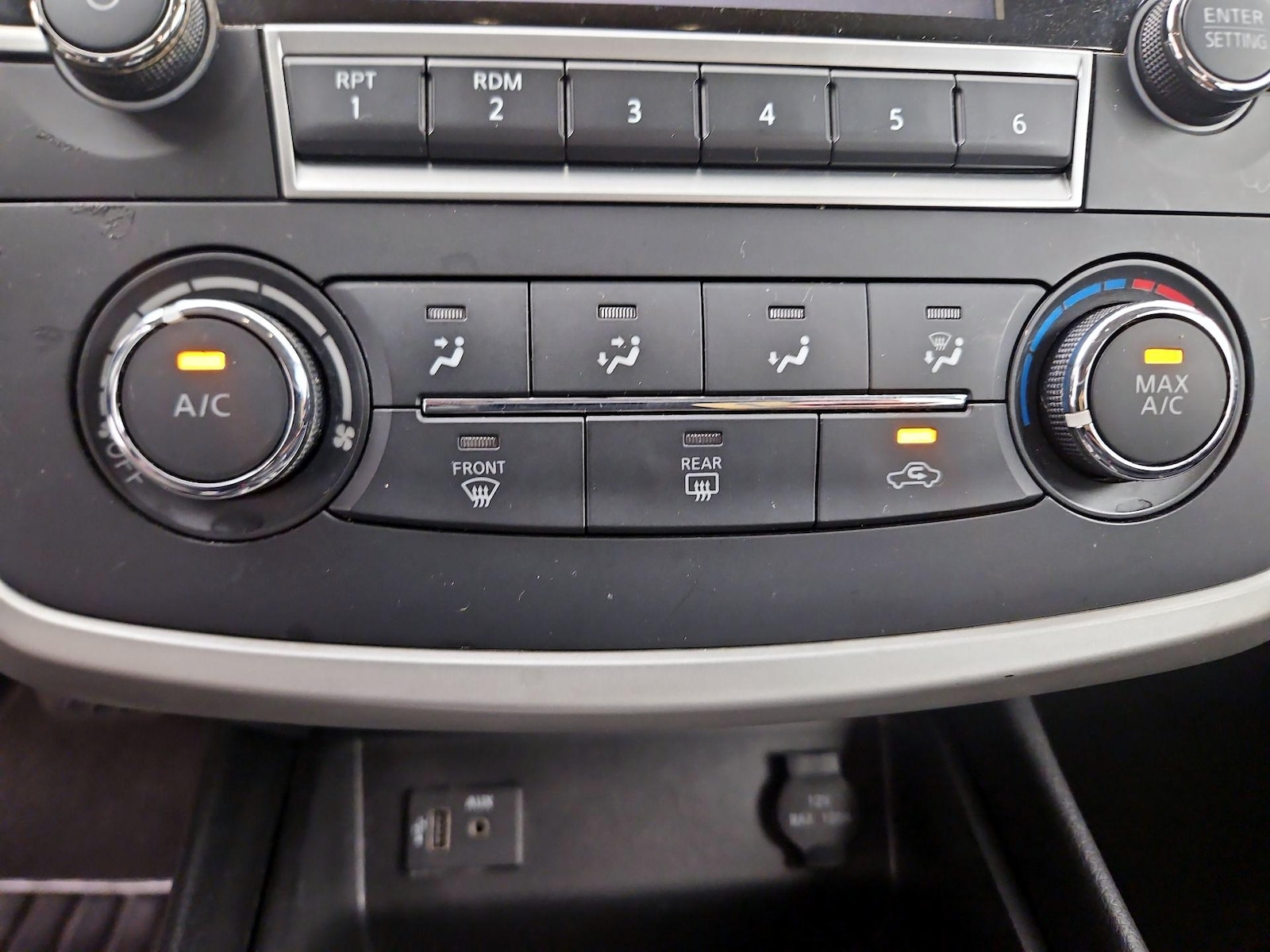 2017 Nissan Altima SR - Photo 15