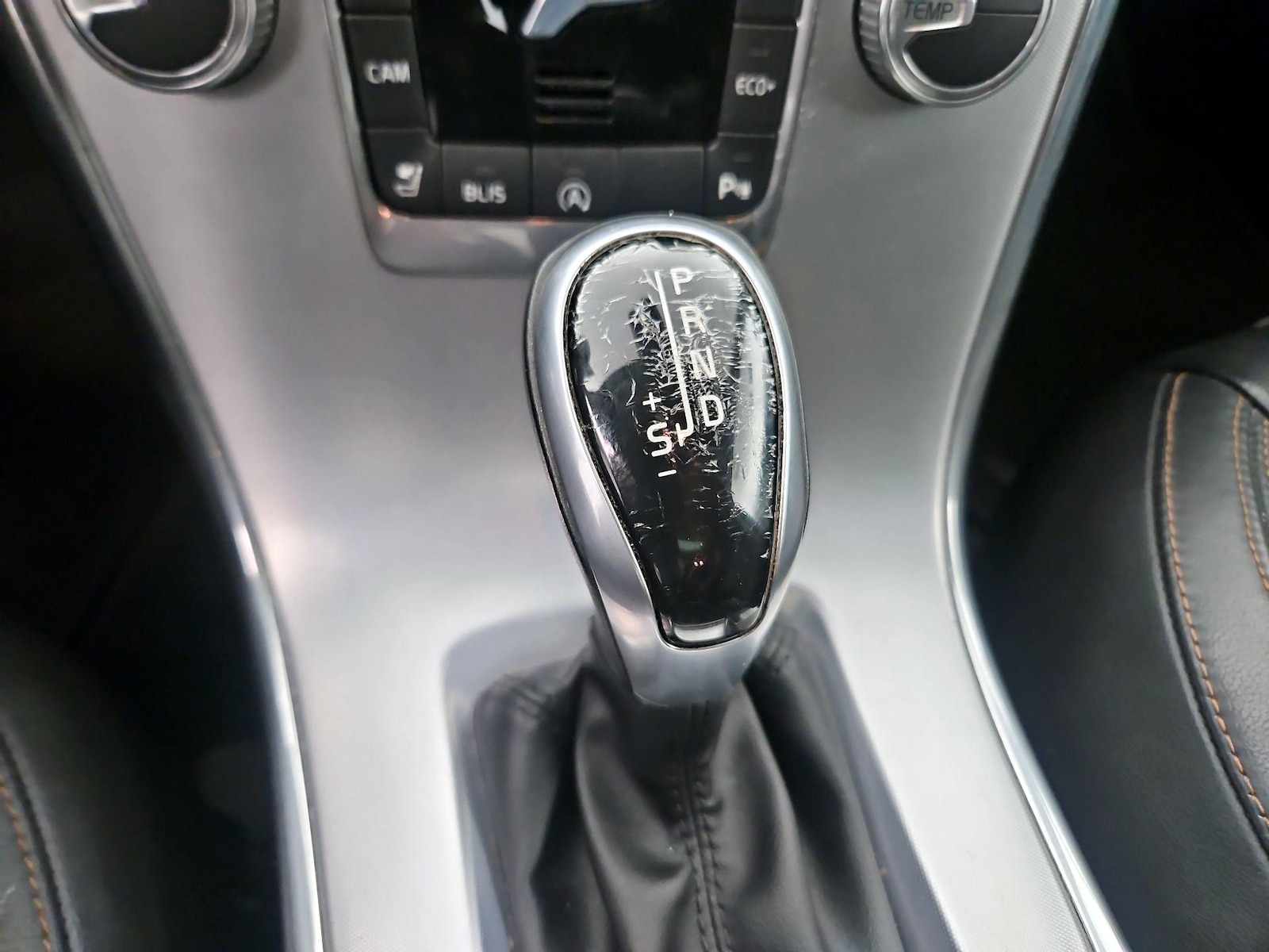 2017 Volvo XC60 T5 Dynamic - Photo 9