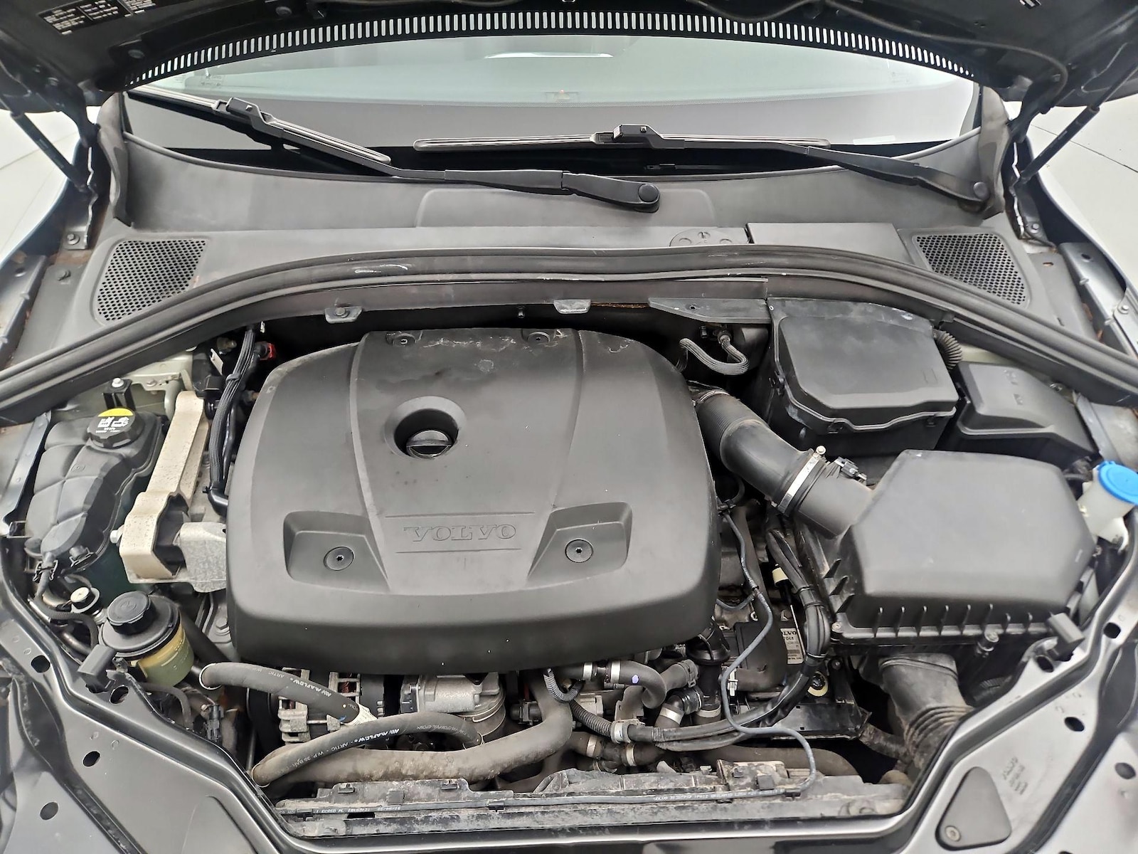 2017 Volvo XC60 T5 Dynamic - Photo 13