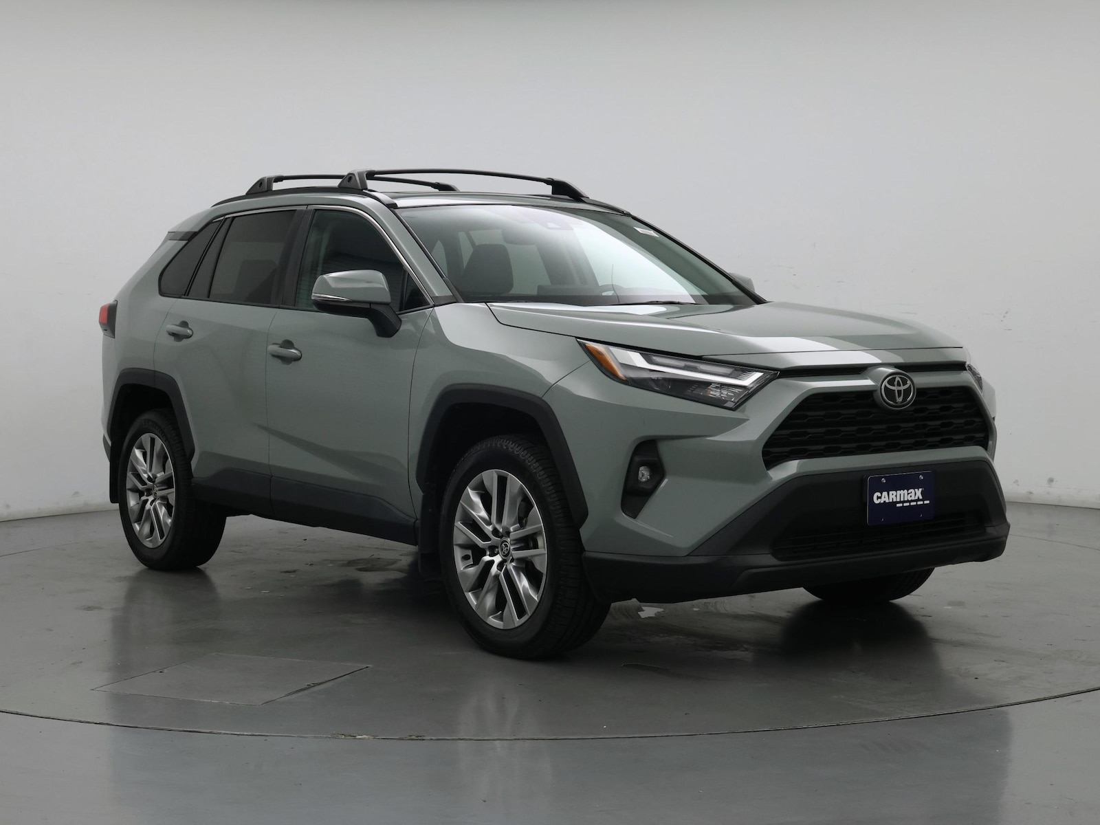 2022 Toyota RAV4 XLE Premium - Photo 2