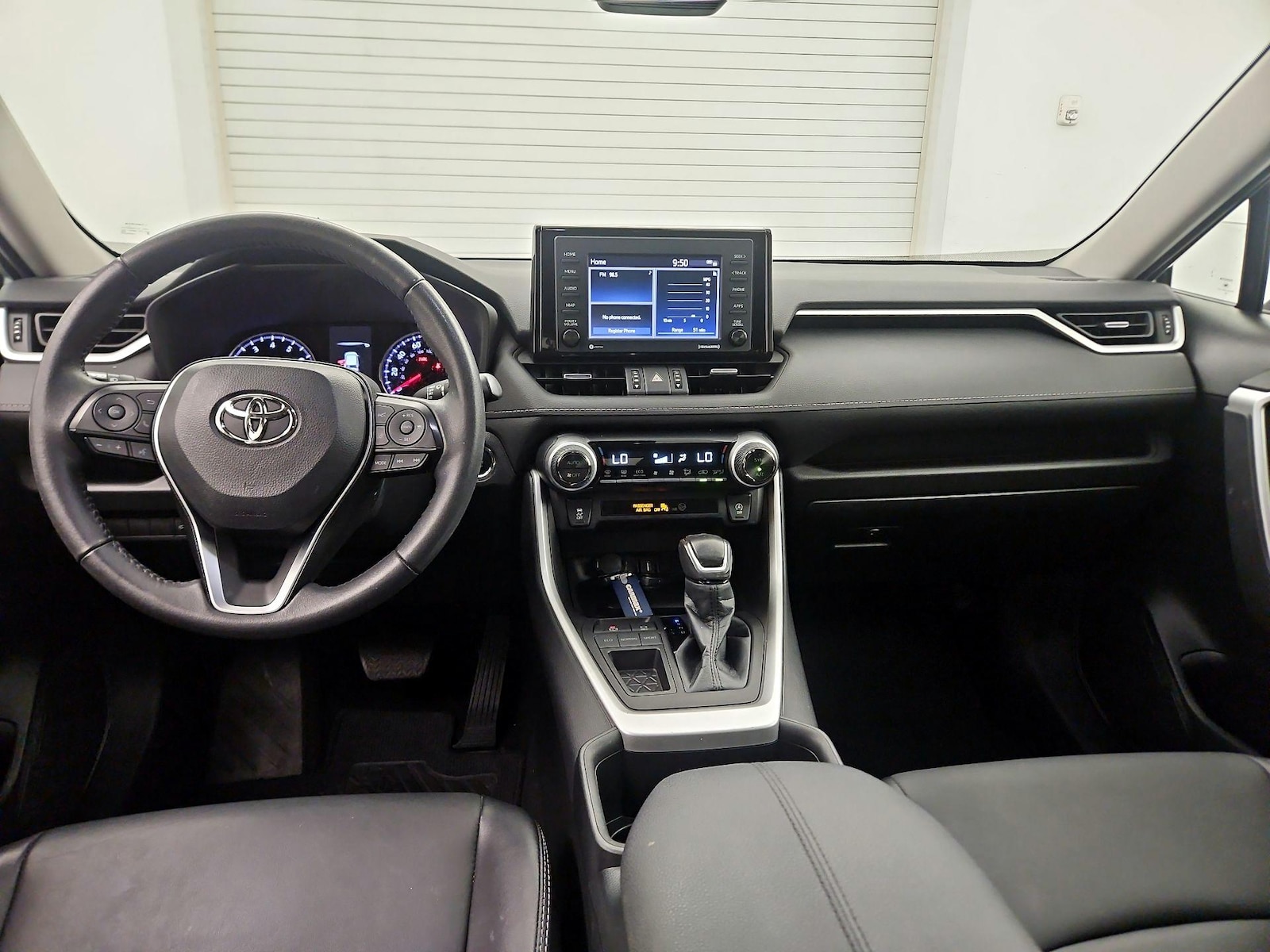 2022 Toyota RAV4 XLE Premium - Photo 10