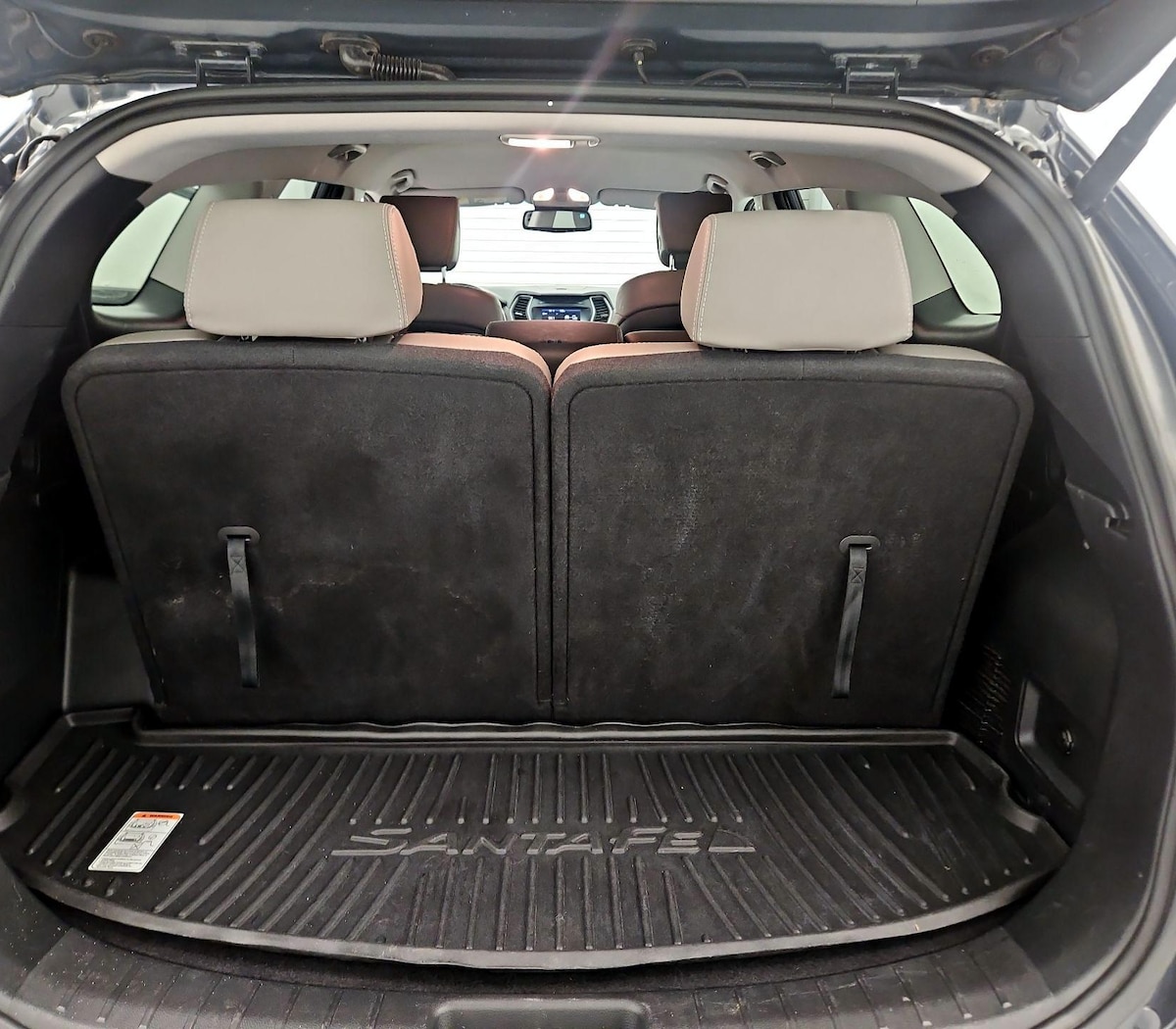 Trunk/Cargo (Seats Up)
