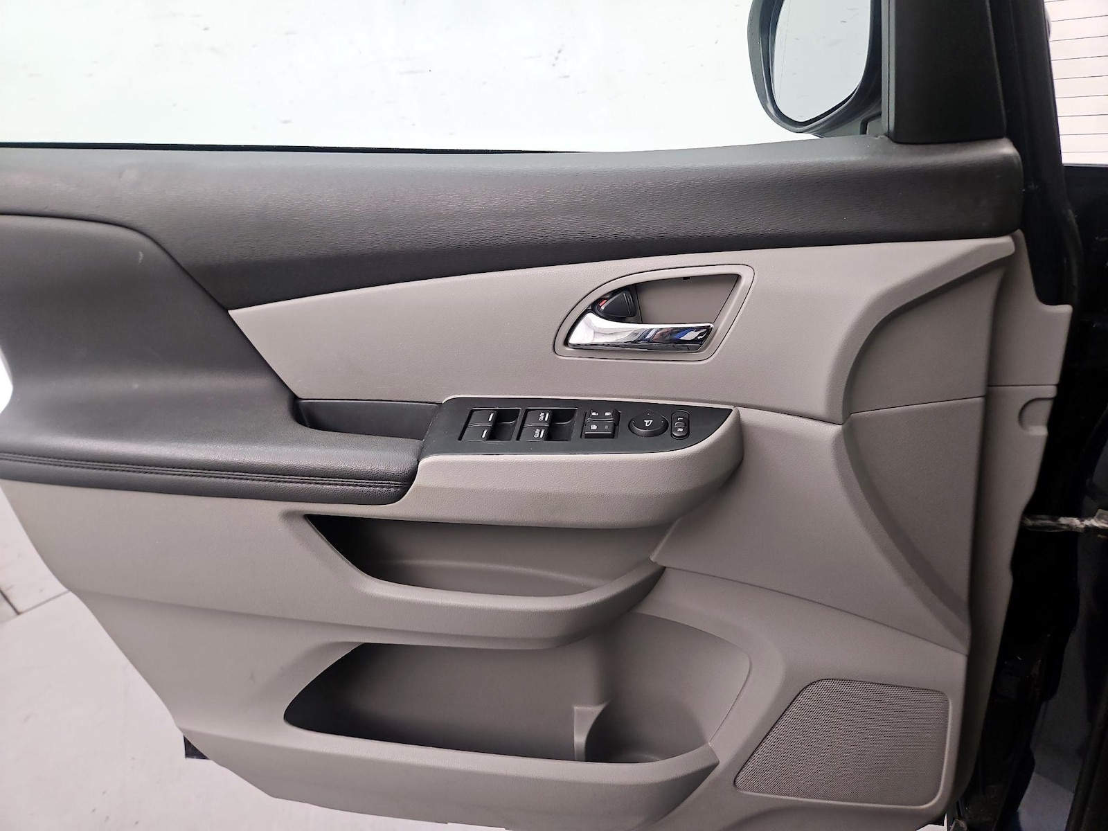 2015 Honda Odyssey EX-L - Photo 13