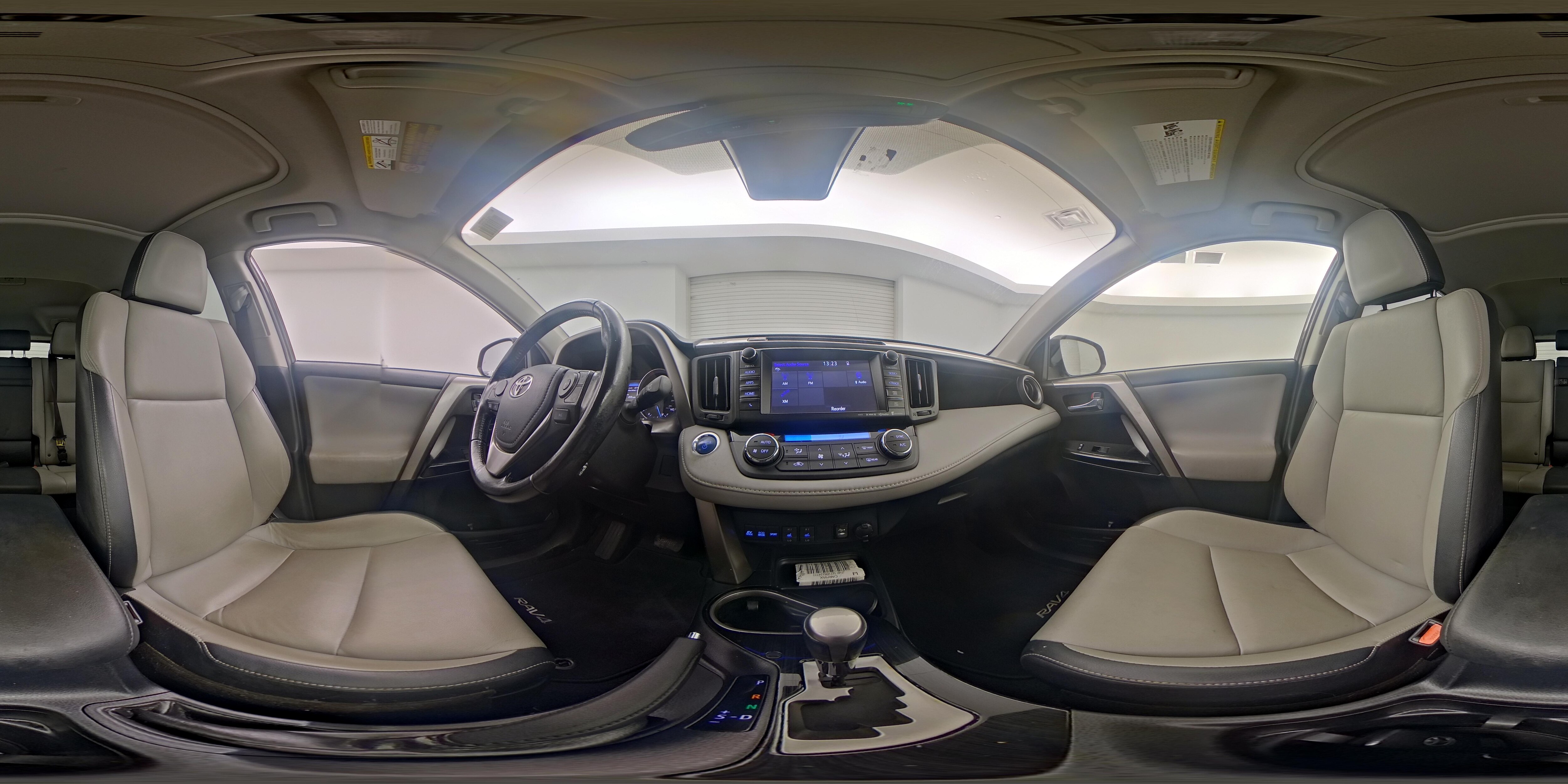 2017 Toyota RAV4 Limited - Photo 23