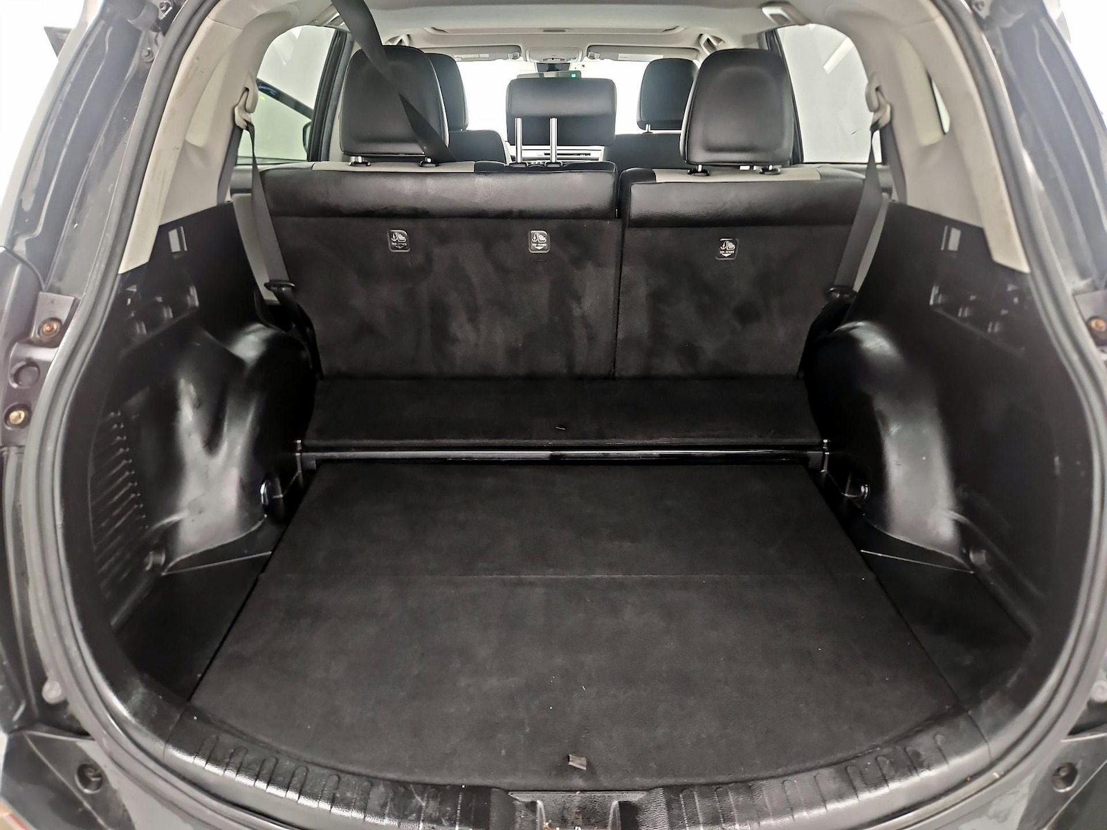 2017 Toyota RAV4 Limited - Photo 20