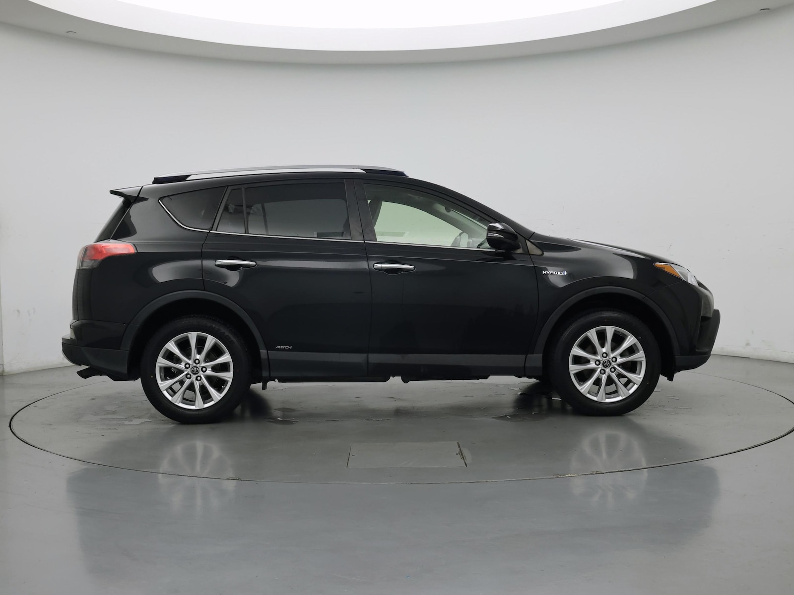 2017 Toyota RAV4 Limited - Photo 8