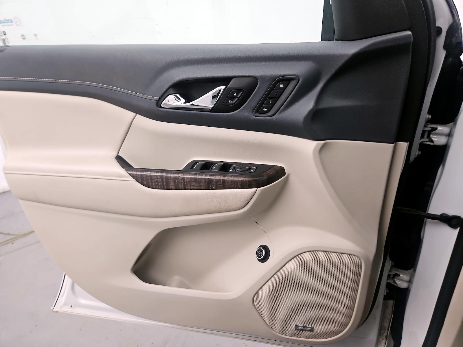 2022 GMC Acadia Denali - Photo 11