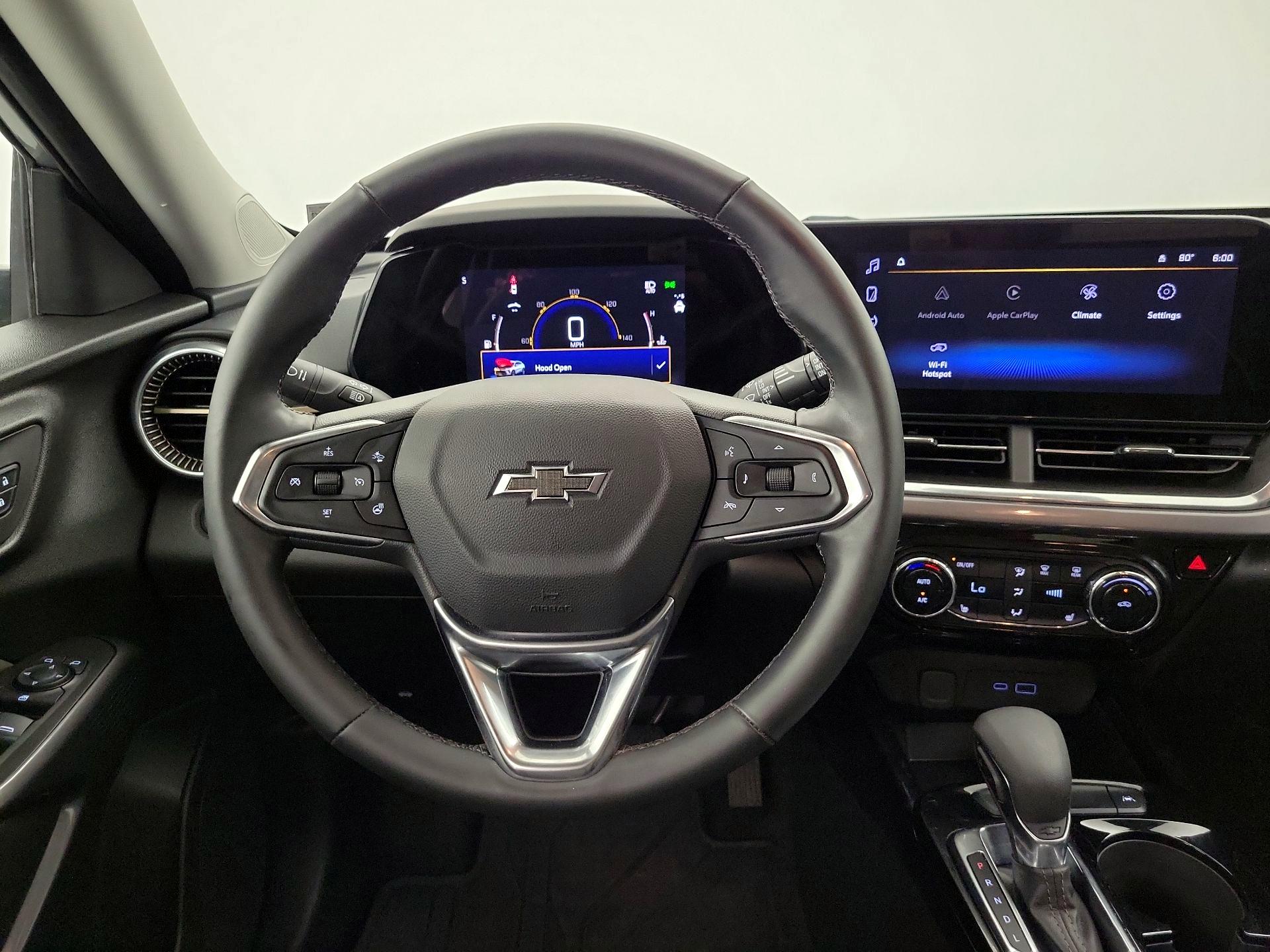 Thumbnail: 2025 Chevrolet Trax - 10