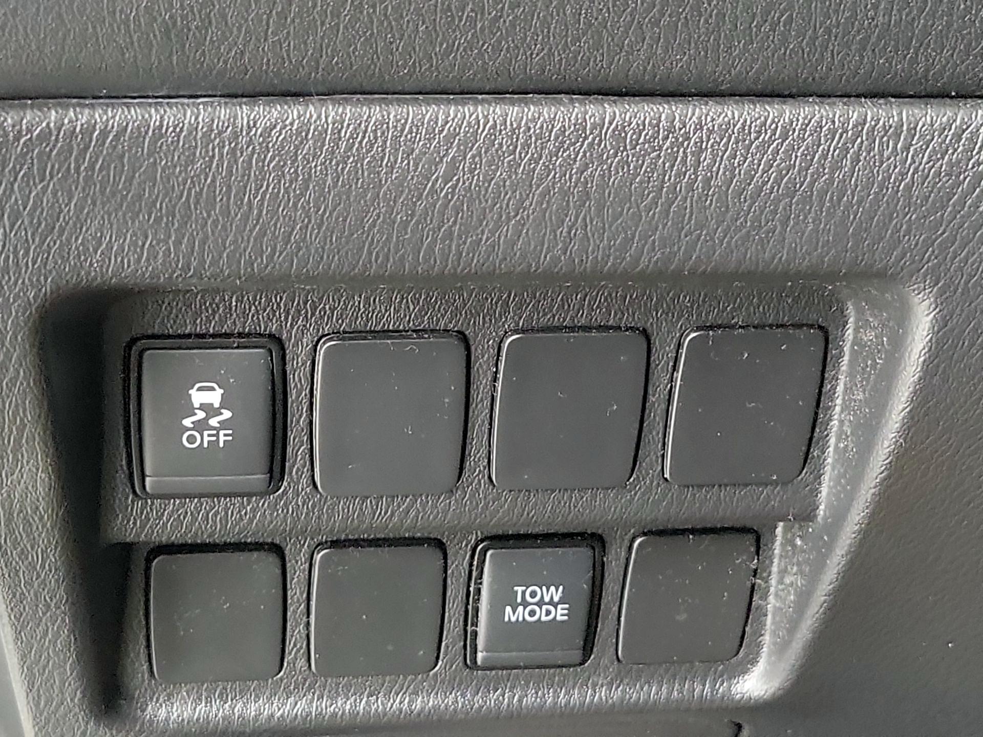 Thumbnail: 2019 Nissan Pathfinder - 13