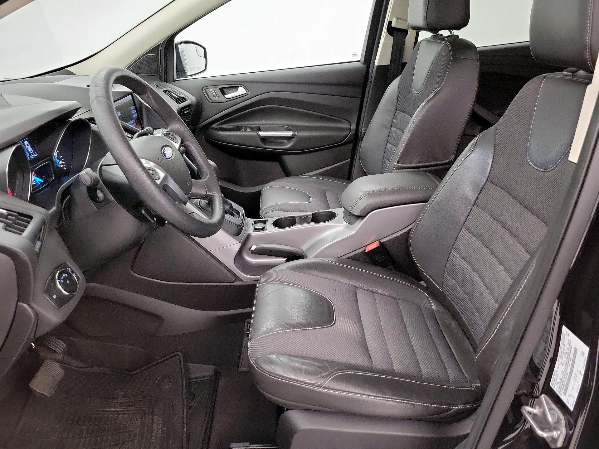 Thumbnail: 2015 Ford Escape - 9